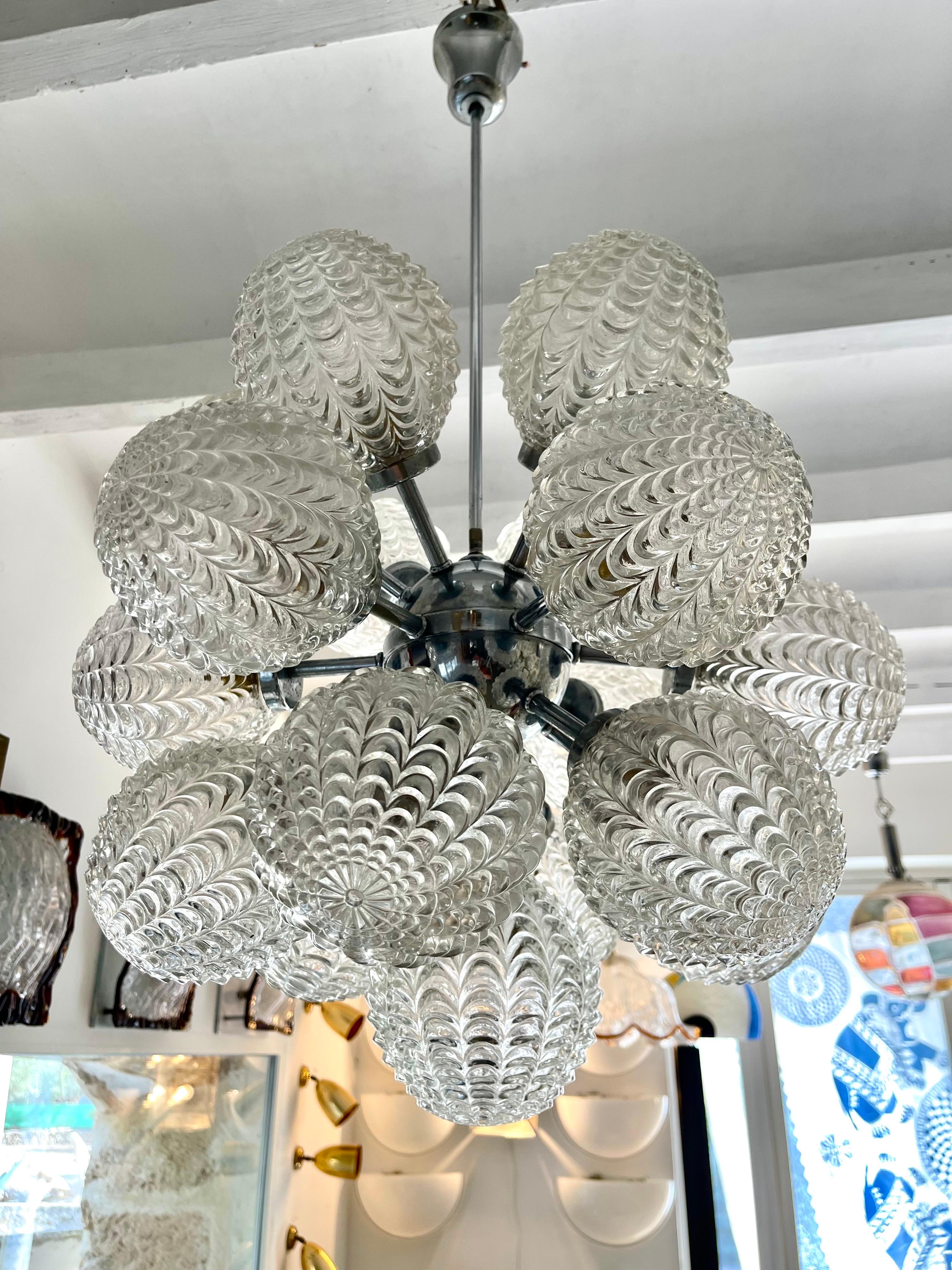 Richard Essig Kronleuchter 19 große Glaskugeln Sputnik Space Age, Deutschland 1960 im Zustand „Gut“ im Angebot in La xara, VC