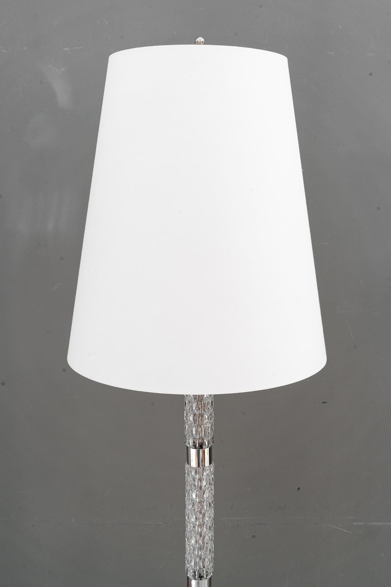 Richard Essig lámpara de pie con pantalla de tela alemania años 70 aproximadamente
Estado original
Las huellas de uso son visibles
La pantalla de tela se sustituye ( nueva )