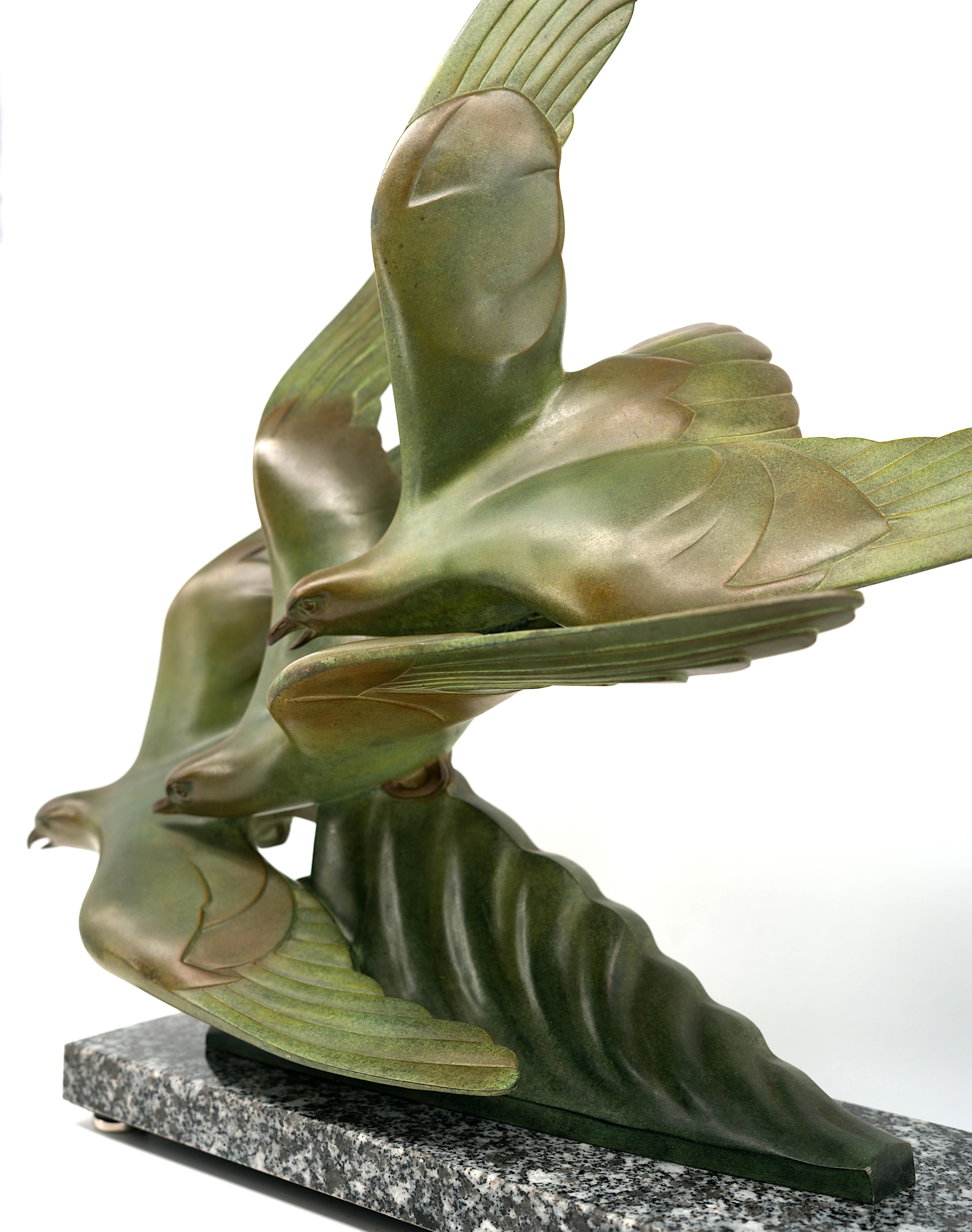 Mid-20th Century Richard FATH French Art Deco Bronze 3 Seagulls Sculpture, 1930s For Sale