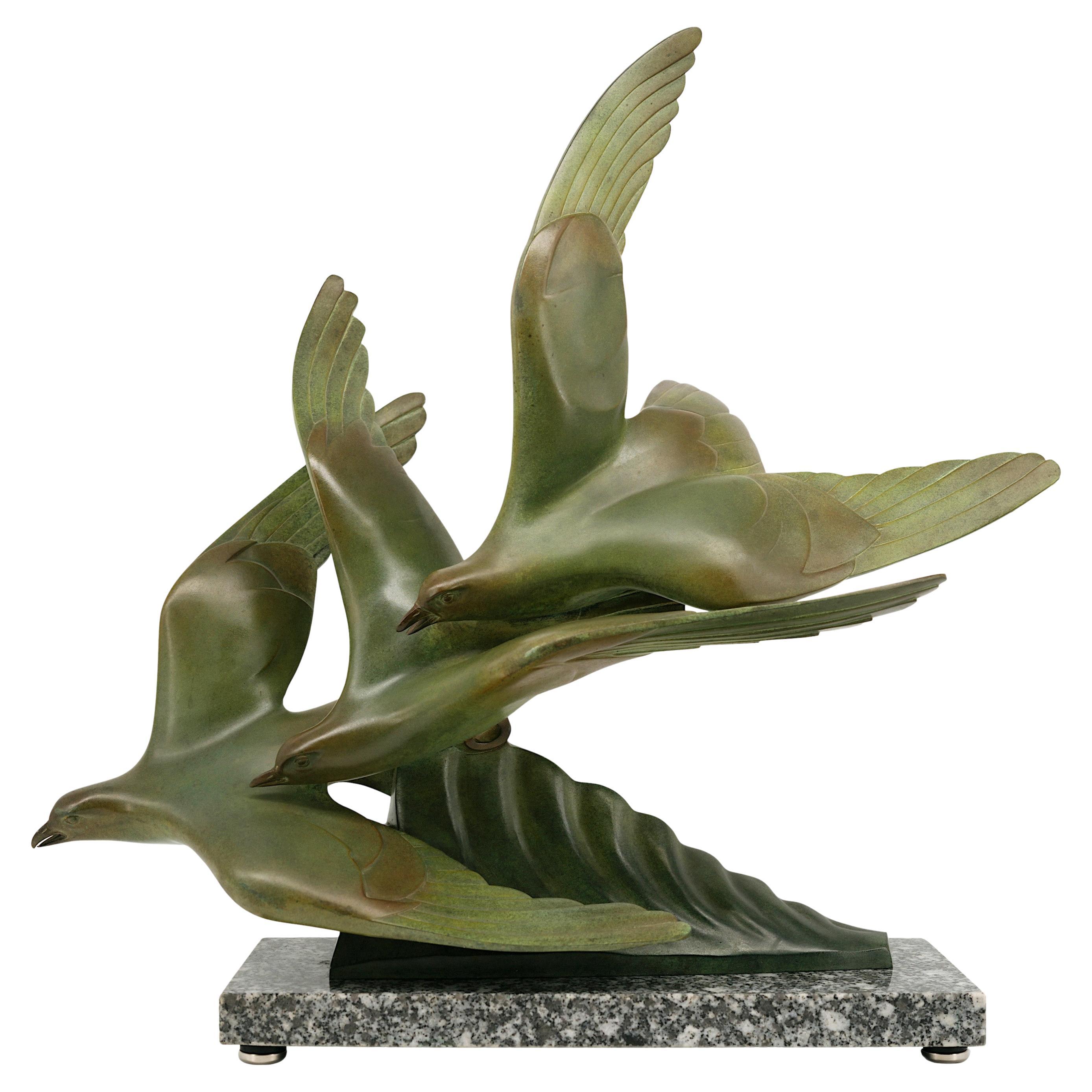 Richard FATH French Art Deco Bronze 3 Seagulls Sculpture, 1930s For Sale