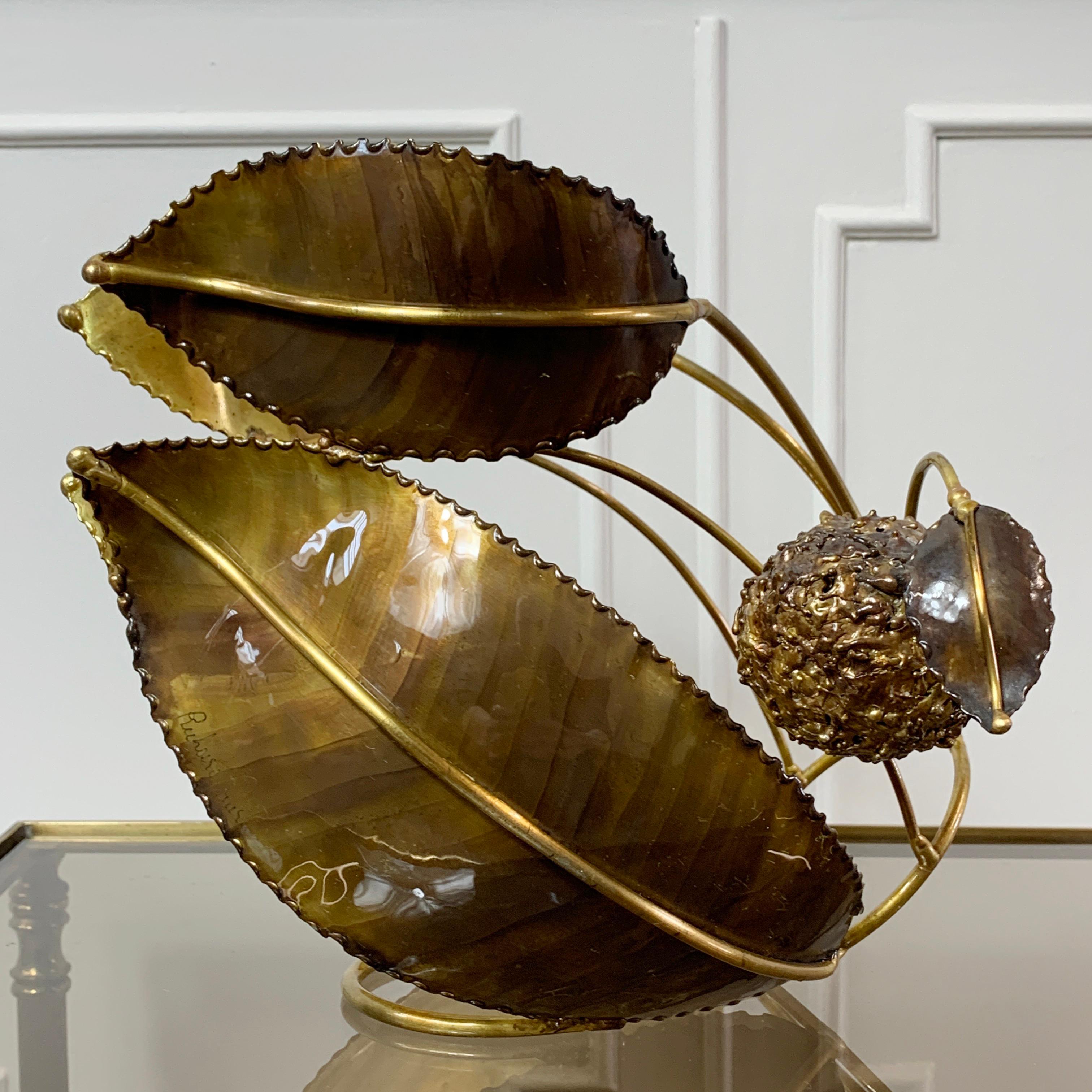 Laiton Richard Faure 'Chestnut' Gold Wine Bottle Cradle (berceau à bouteilles de vin) en vente