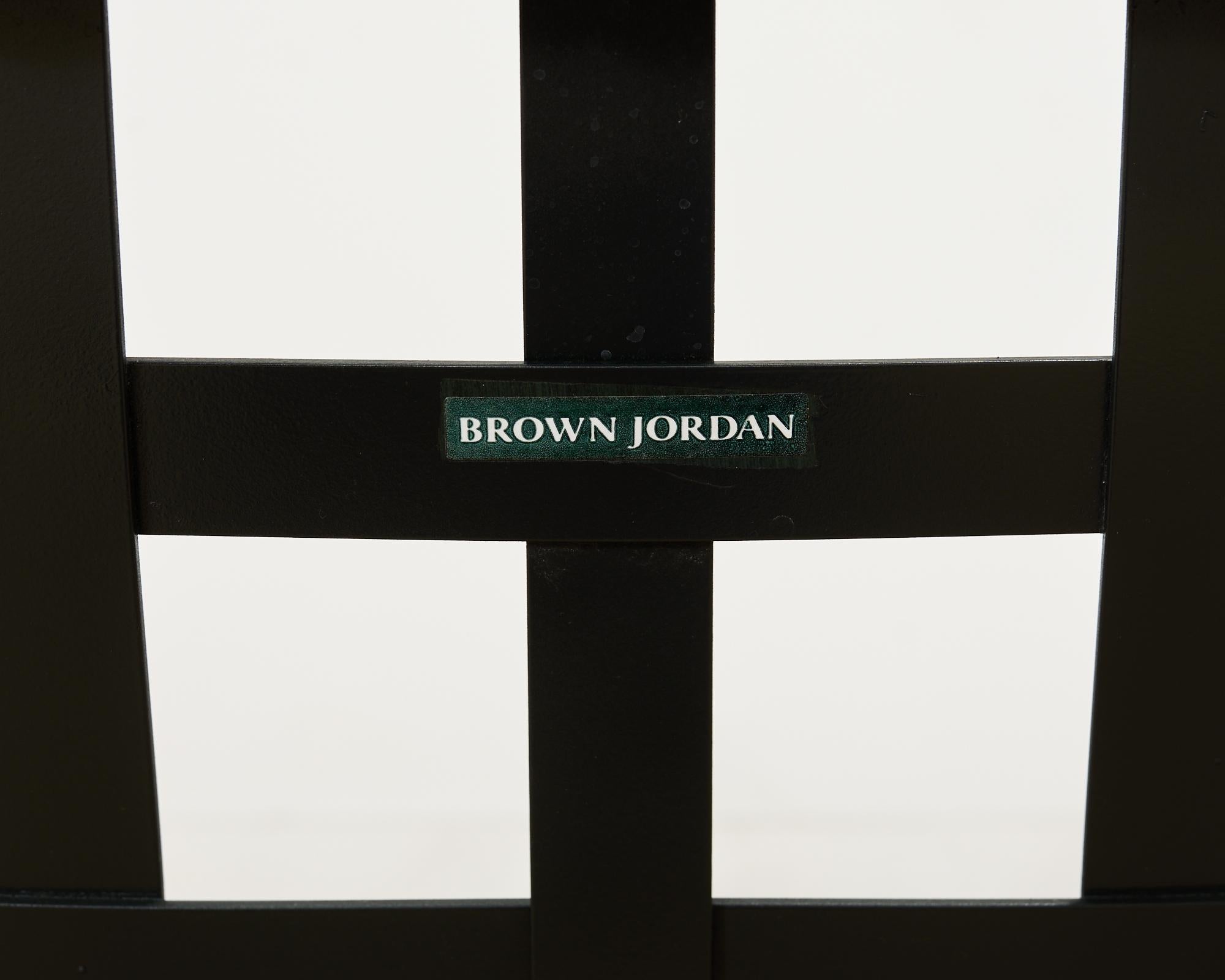 Richard Frinier pour Brown Jordan ensemble de banquettes de canapés avec poufs en vente 7