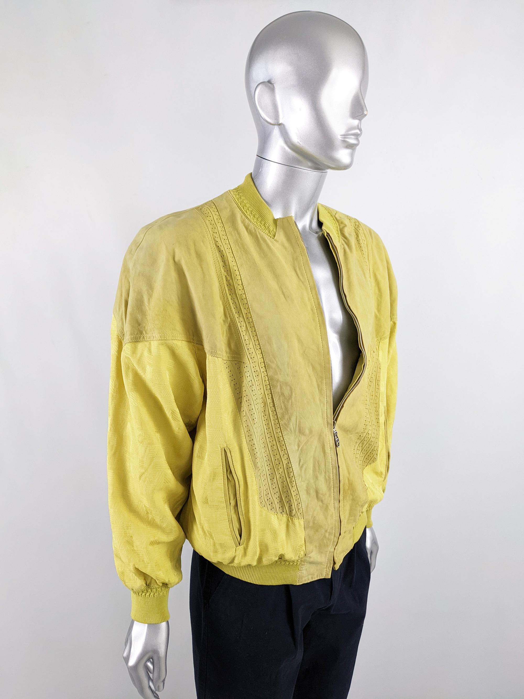 Richard Gelding Mens Vintage Yellow Suede & Pure Silk Blouson Bomber Jacket  In Good Condition In Doncaster, South Yorkshire