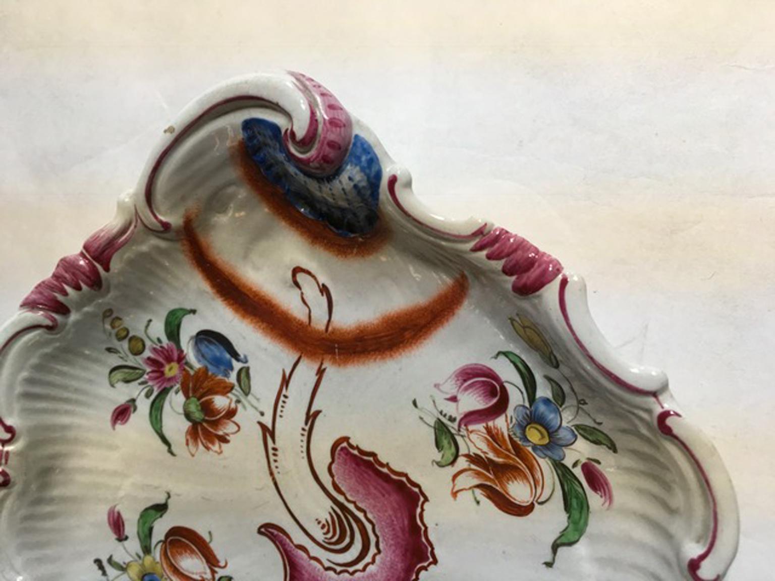 Italy Richard Ginori 1750 Pair of Porcelain Bowls Pink Tulip Decor For Sale 10