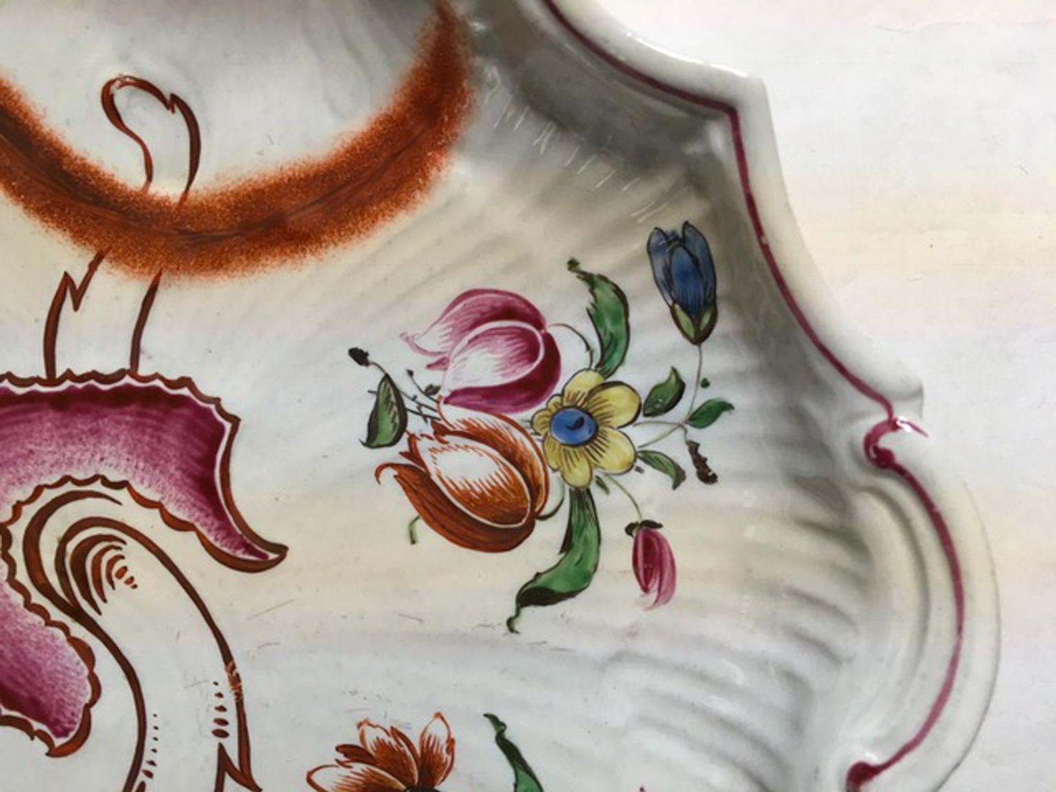 18th Century Italy Richard Ginori 1750 Pair of Porcelain Bowls Pink Tulip Decor For Sale