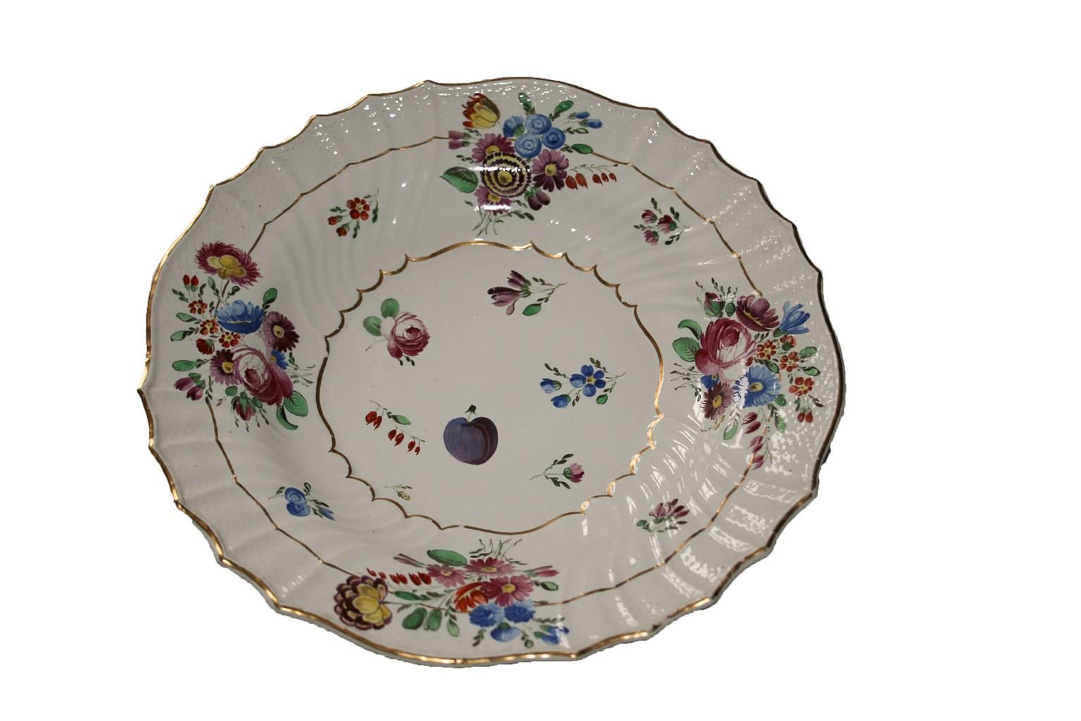 Italie Richard Ginori Ensemble de 8 plats en porcelaine du milieu du 18e siècle à motifs floraux en vente 3