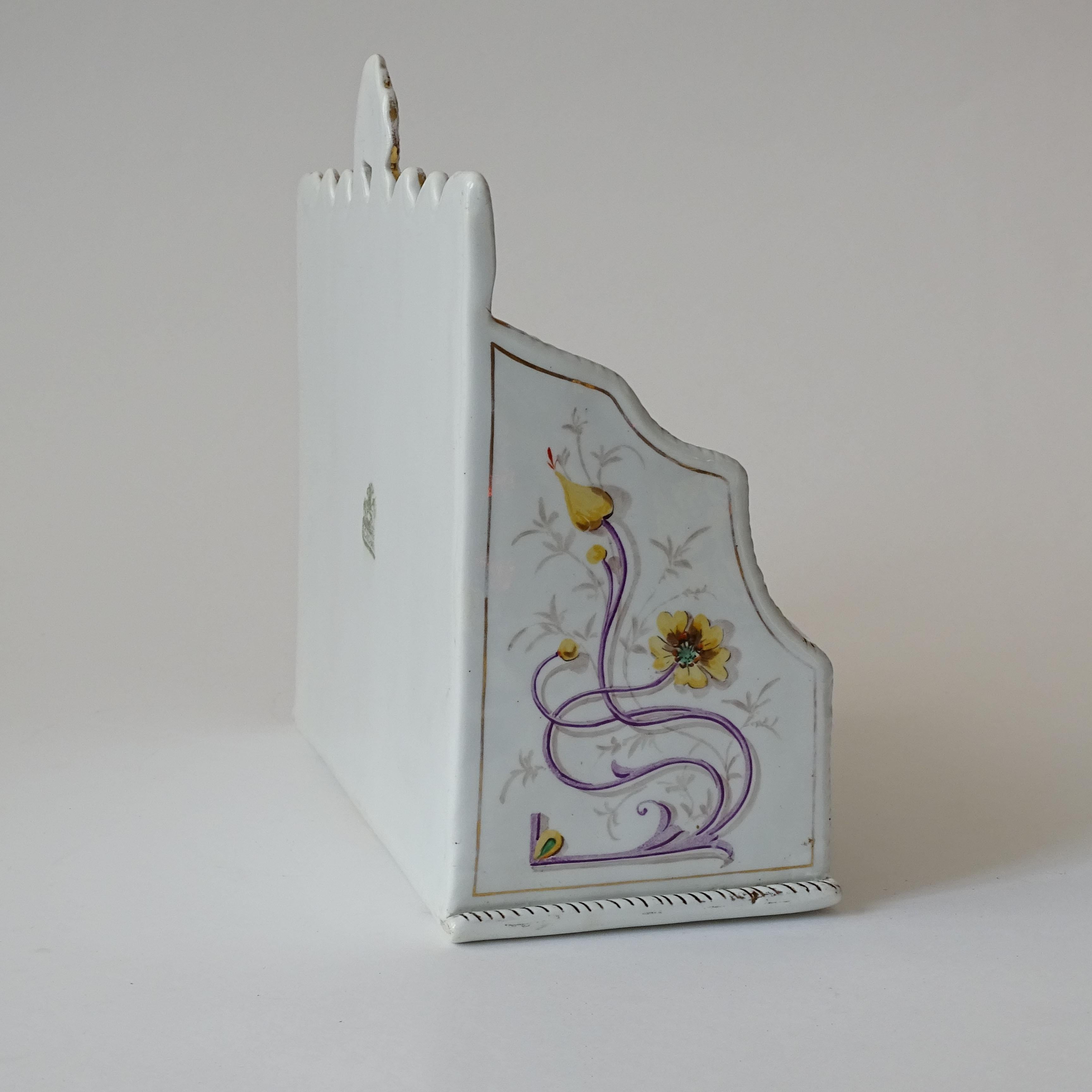 Richard Ginori Art Nouveau Floral Ceramic Letter Holder, Italy 1910 For Sale 1