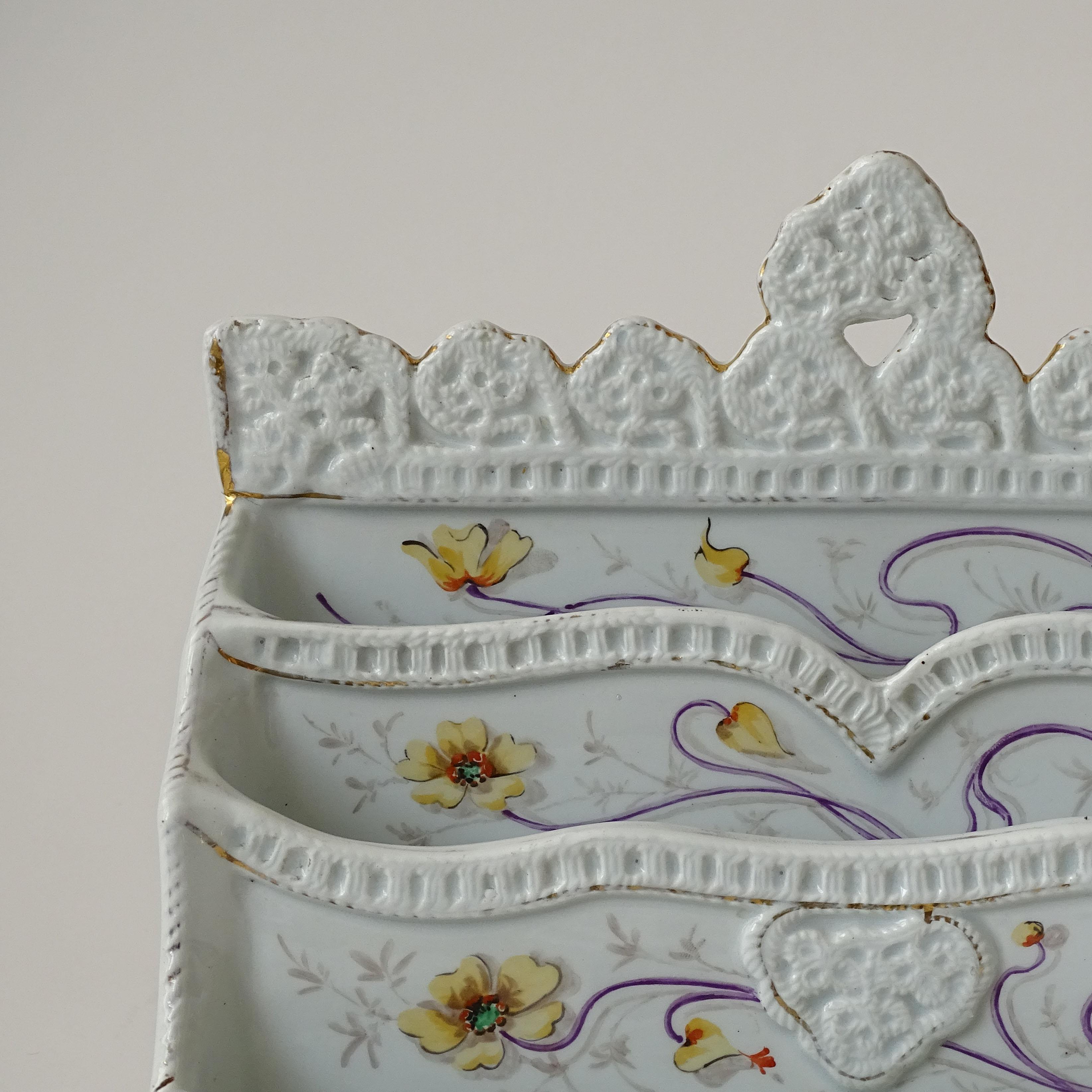 Richard Ginori Art Nouveau Floral Ceramic Letter Holder, Italy 1910 For Sale 3