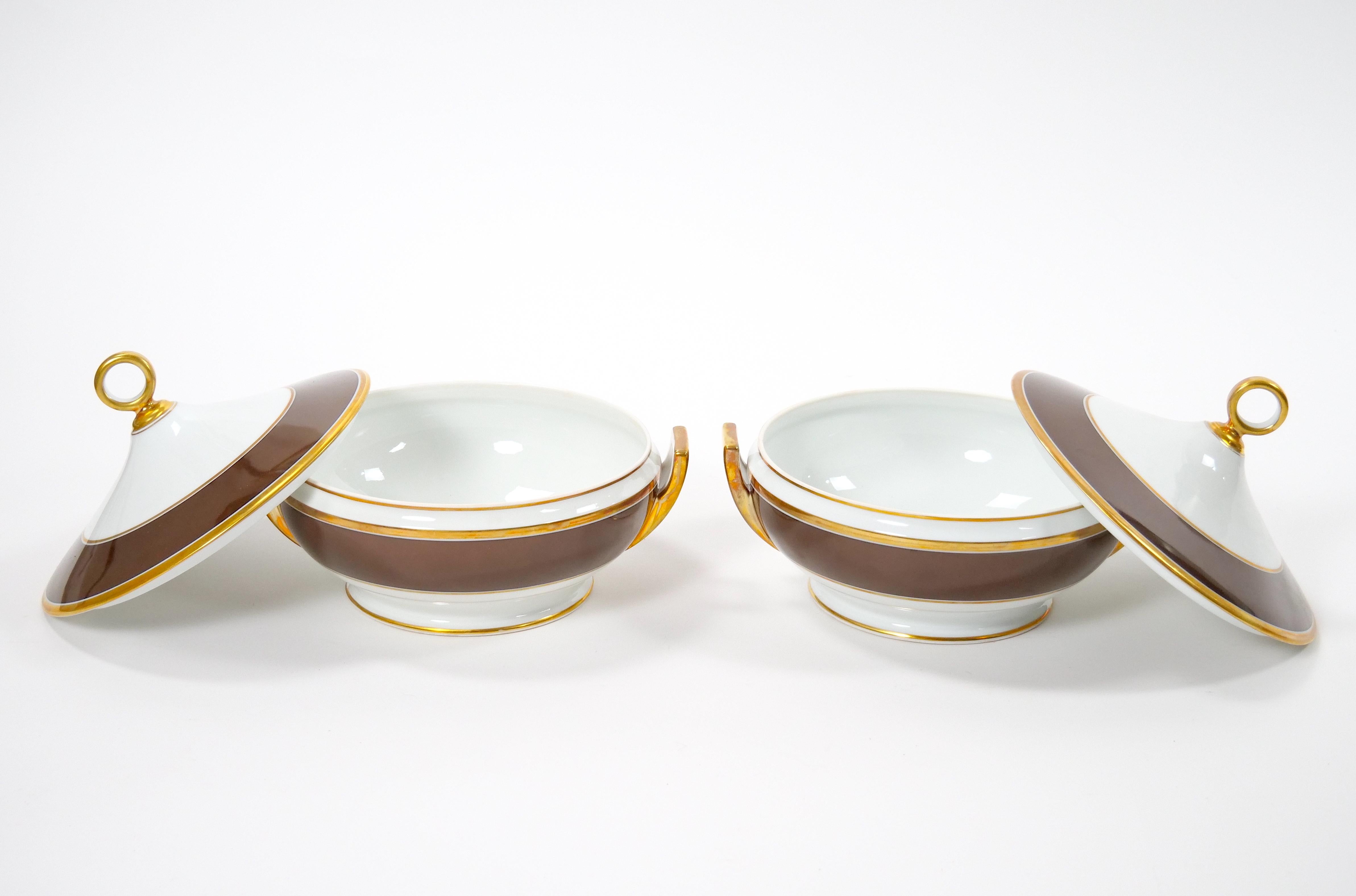 Richard Ginori Brown & Gold Trimmed Extensive Dinnerware Service Of 99 Pieces For Sale 1