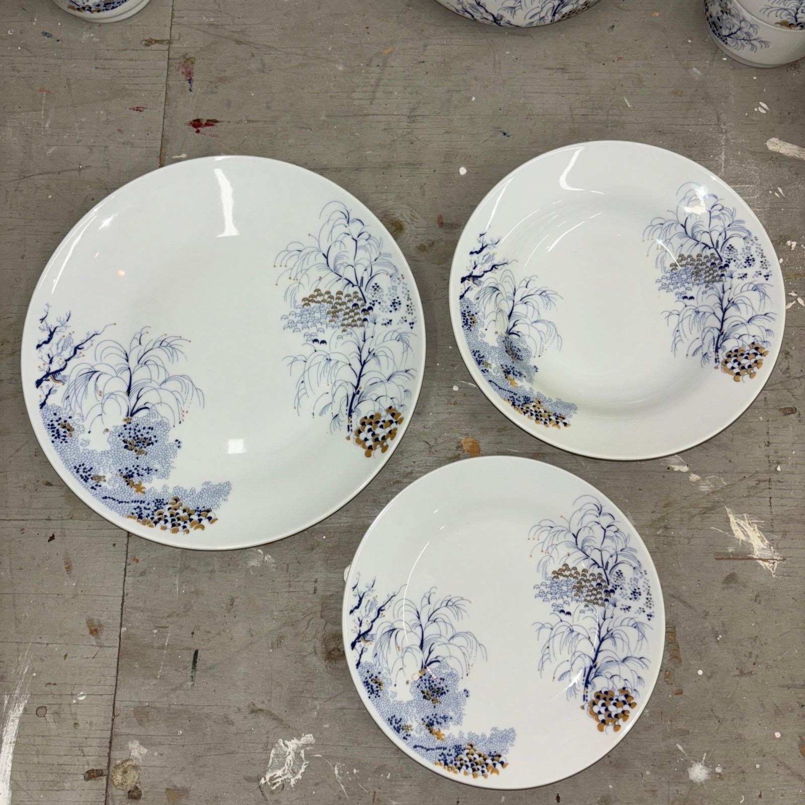 Richard Ginori Complete Willow Pattern Dinnerware Set For Sale 2