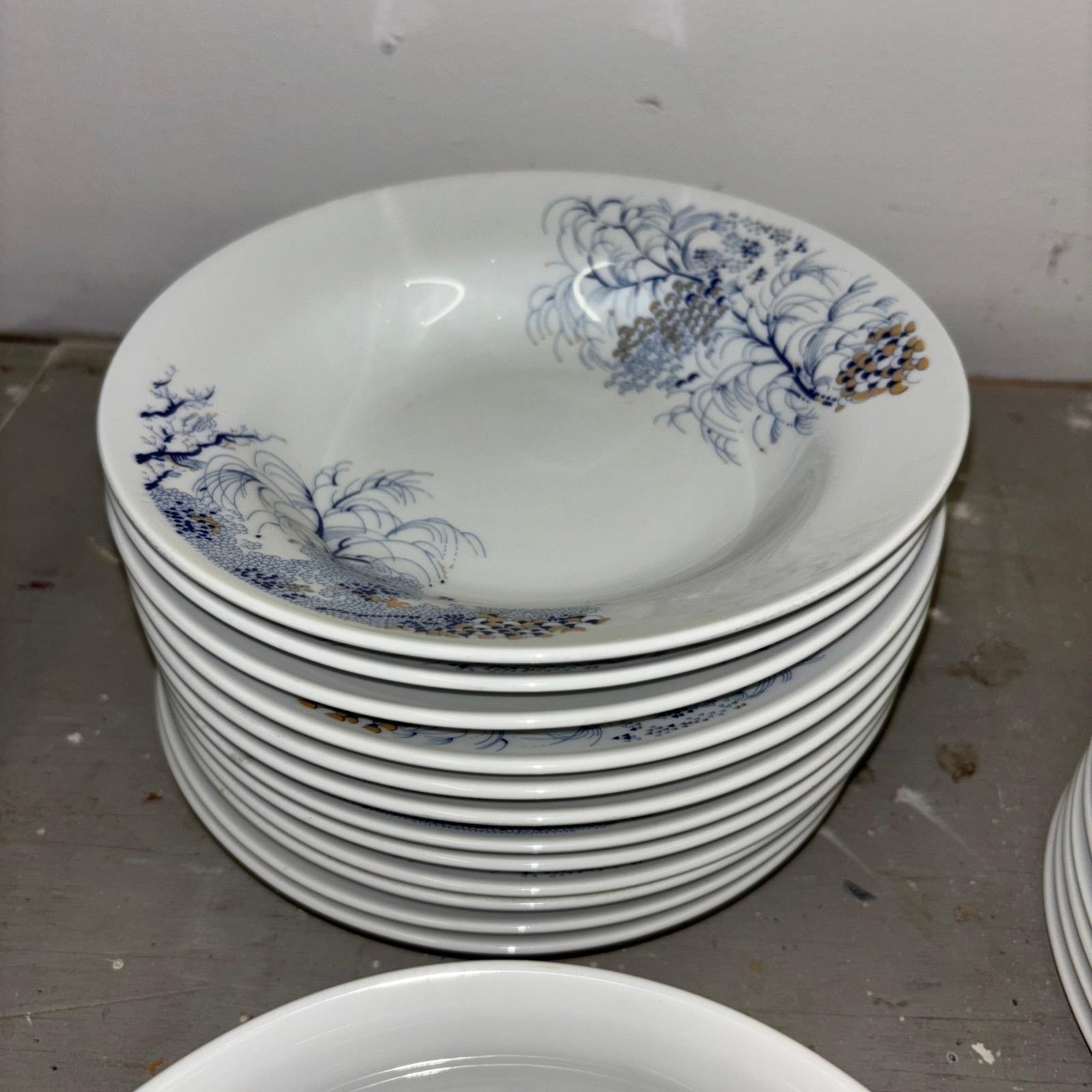 Italian Richard Ginori Complete Willow Pattern Dinnerware Set For Sale