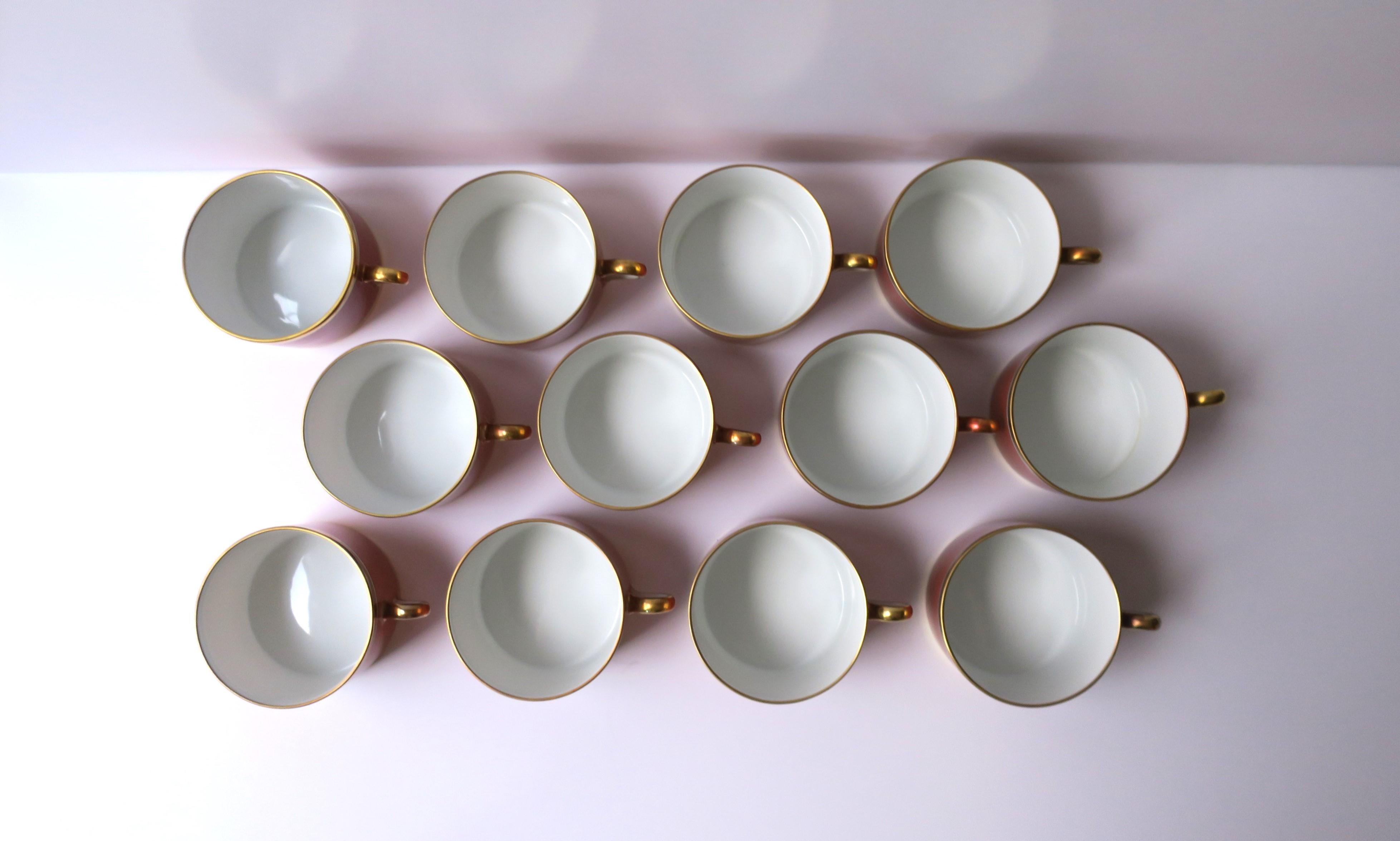 Couchtisch oder Teebecher aus Porzellan von Richard Ginori Contessa, 12 Stück verfügbar. im Angebot 7