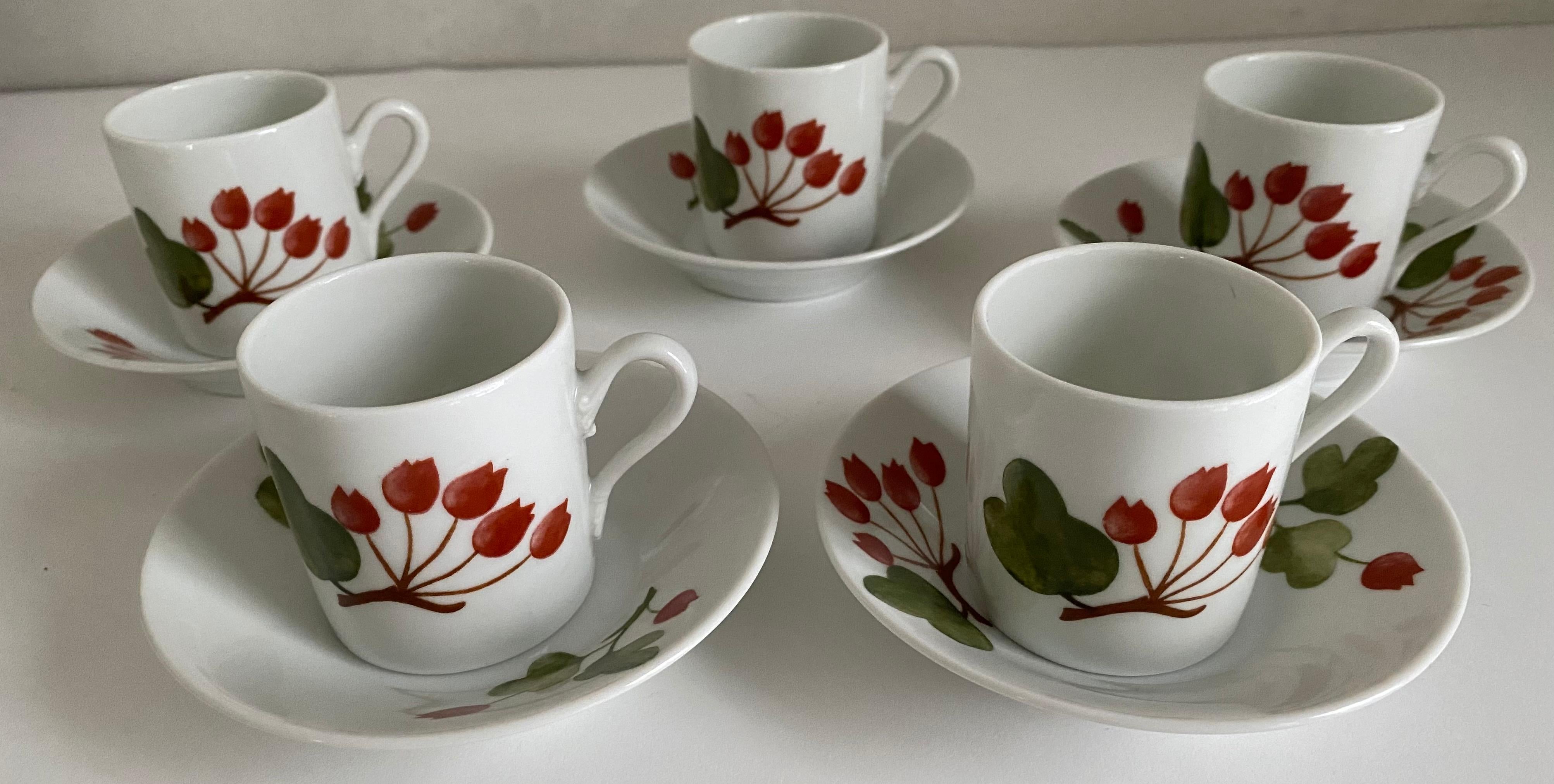 Set of five vintage Richard Ginori porcelain demitasse espresso cups and saucers with floral design. Marked 