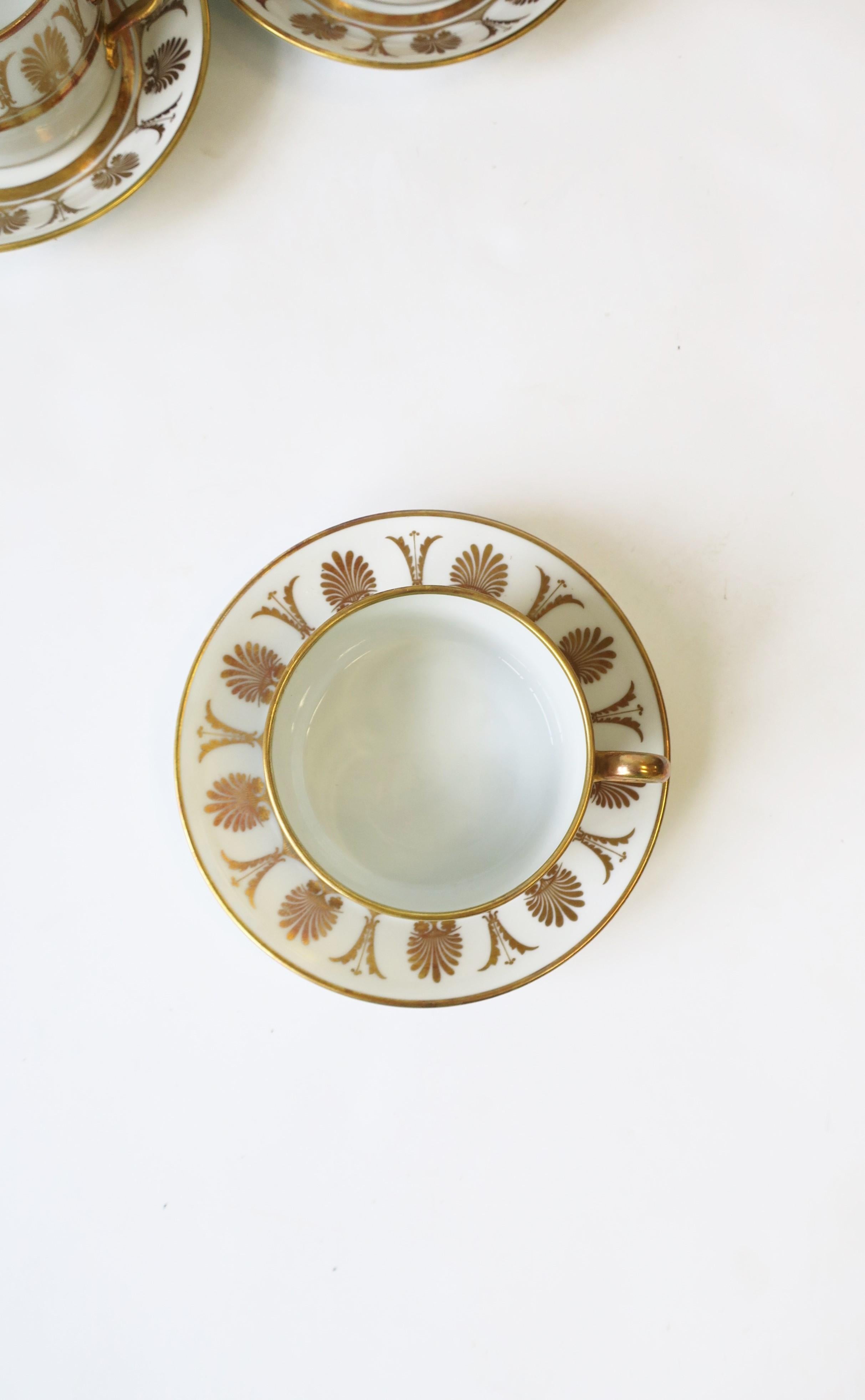 Richard Ginori Vintage Italian White & Gold Coffee or Tea Cup Saucer, Set of 12 For Sale 3
