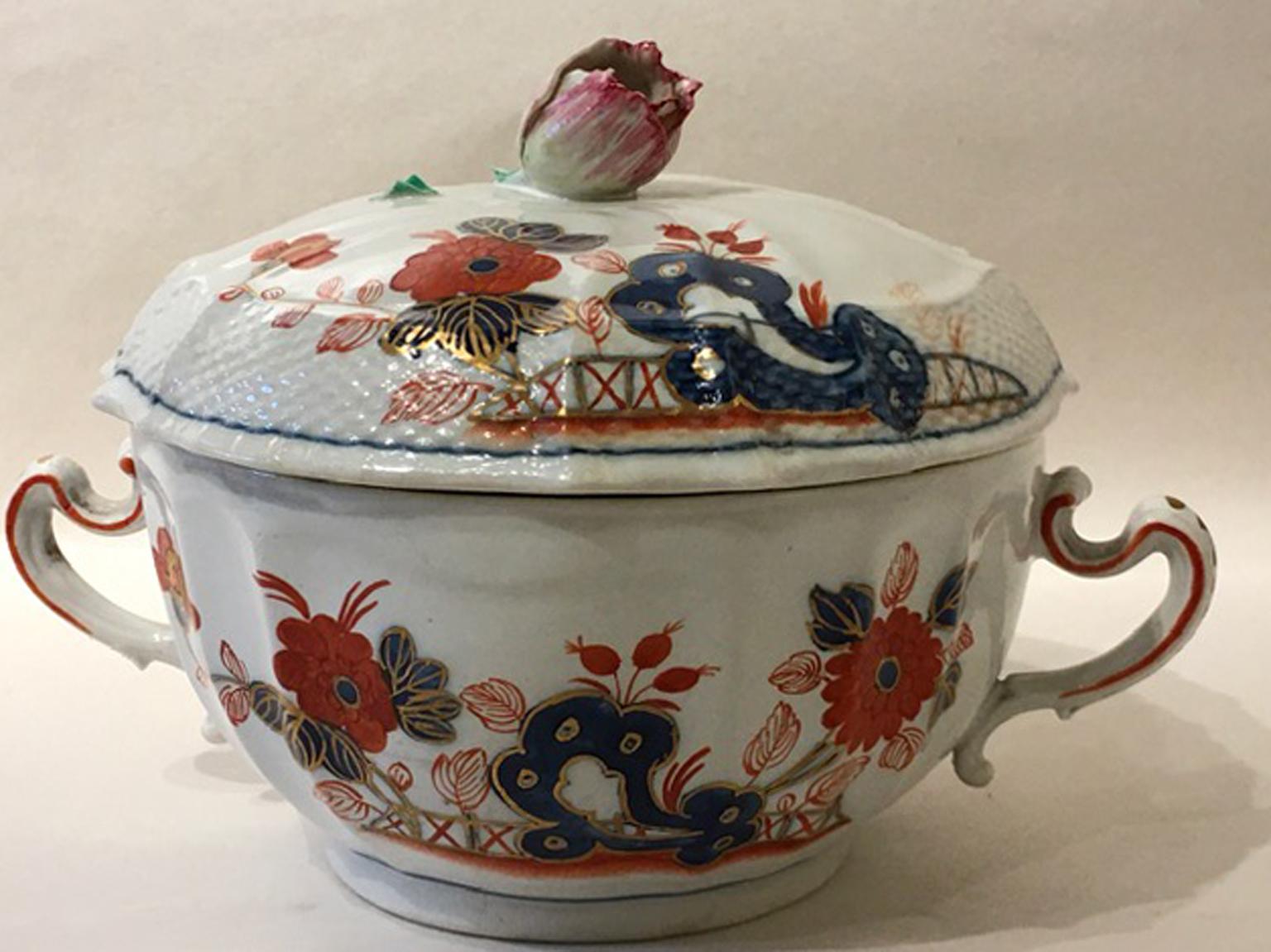 Italy Richard Ginori 19th Century Porcelain Covered Cup Red Blue Decor For Sale 1