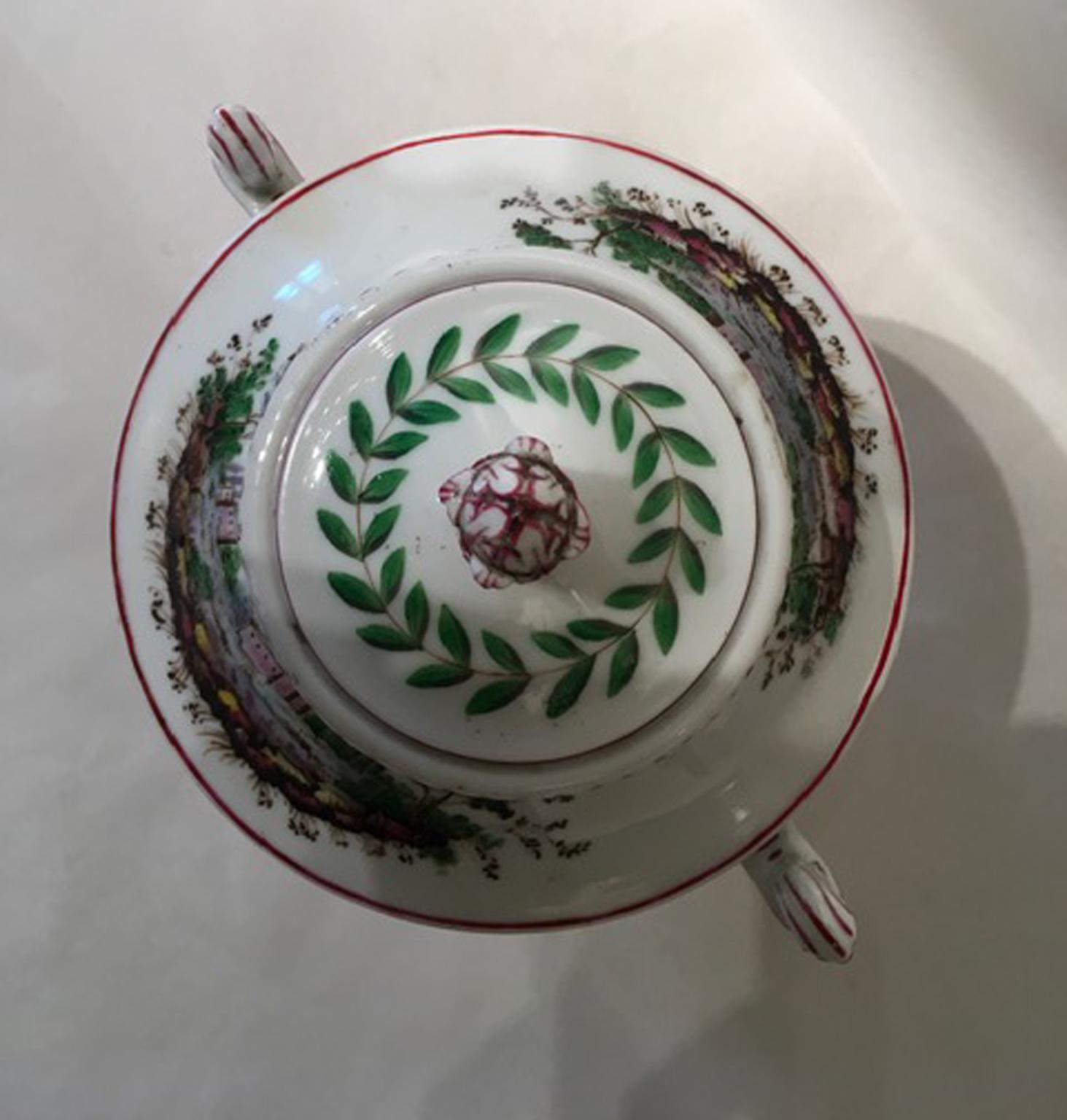 italien Vase en porcelaine recouvert d'un paysage Richard Ginori Doccia du 19ème siècle, Italie en vente