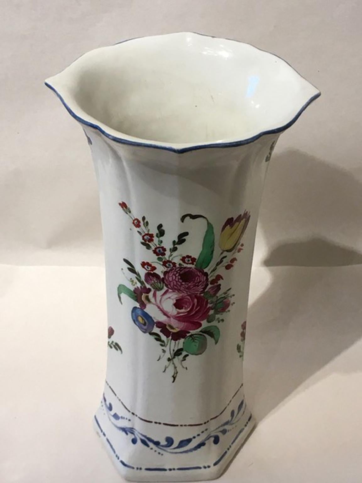 Italian Italy Richard Ginori Early 18th Century Porcelain Vase For Sale