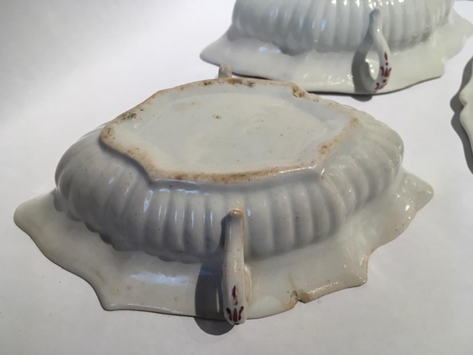 Italy Richard Ginori Late 18th Century Pair Porcelain Sauce Boats Tulip Decor For Sale 10