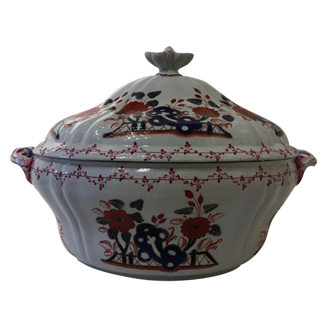 Italy Richard Ginori Mid-18th Century Porcelain Soup Bowl Red Blue Decor For Sale
