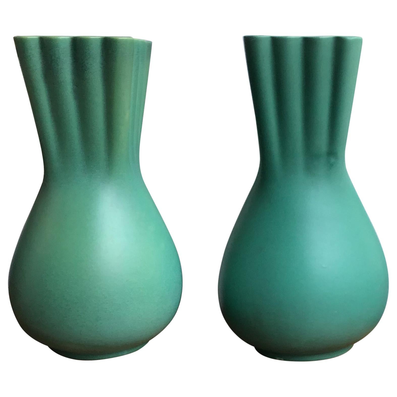Richard Ginori Giovanni Gariboldi Grüne Vase Keramik:: 1950:: Italien