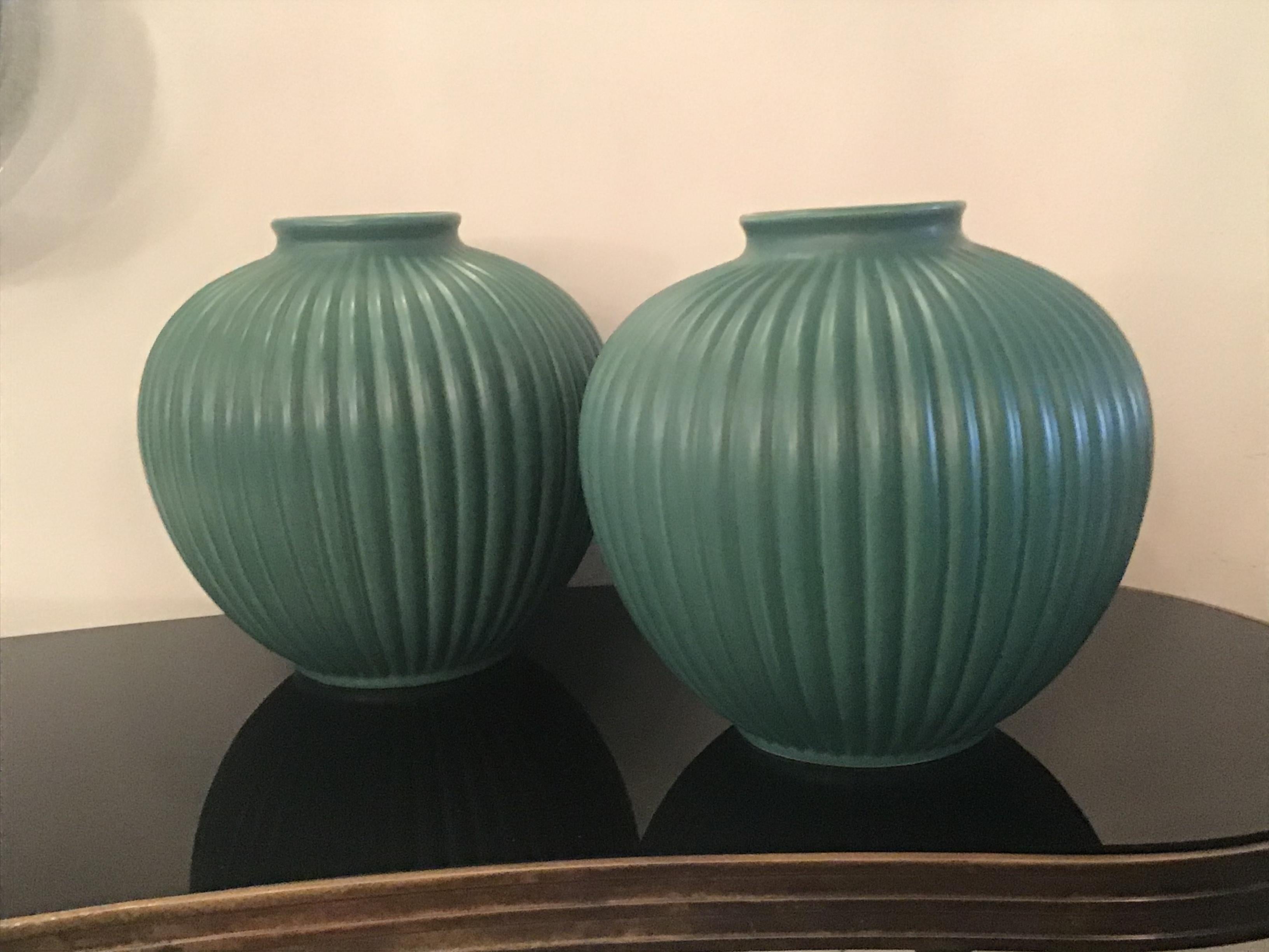 Richard Ginori Giovanni Gariboldi Pair of Vases Green Ceramic 1950 Italy For Sale 5