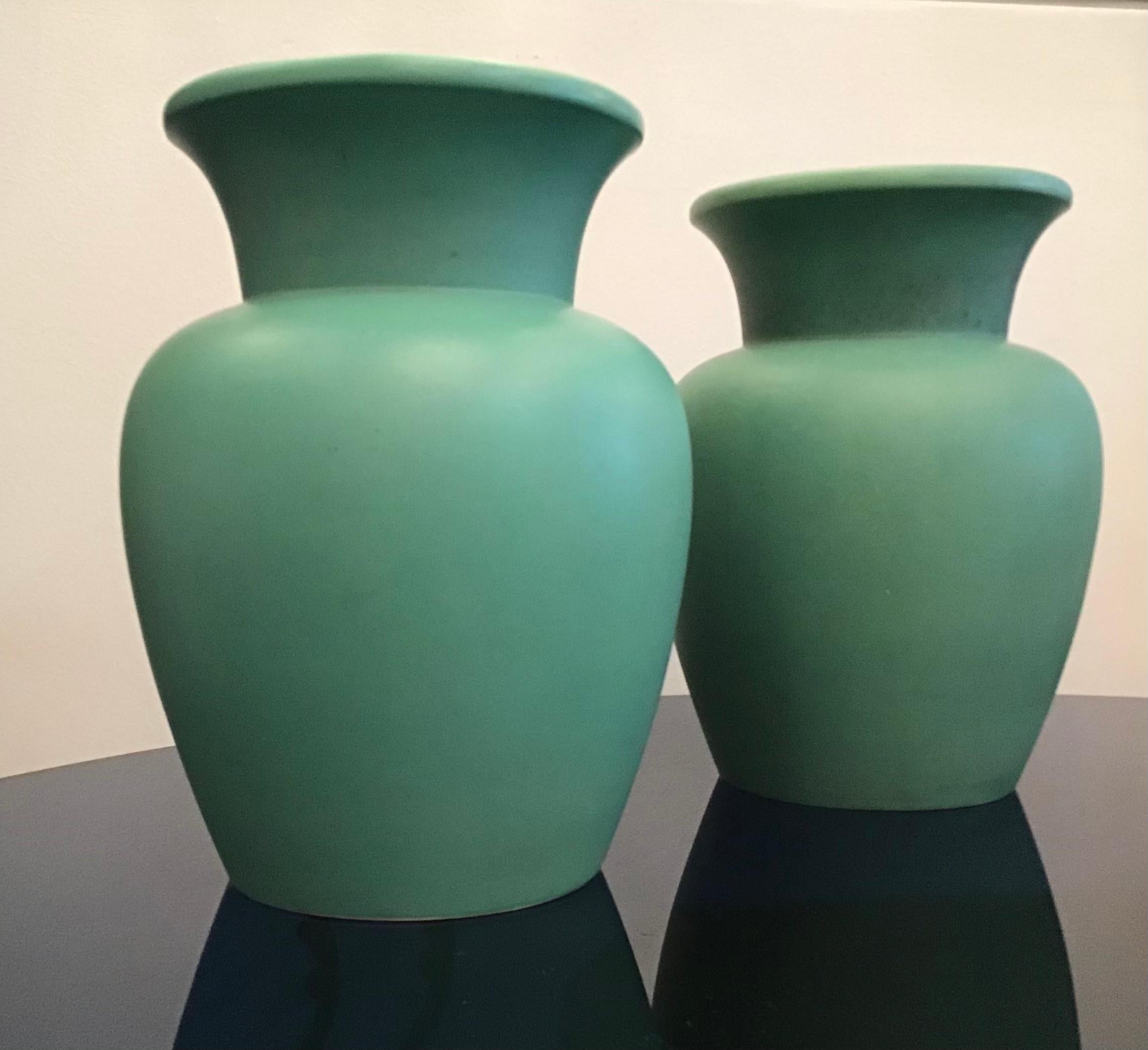 Richard Ginori Giovanni Gariboldi Couple vases green ceramic, 1950, Italy.