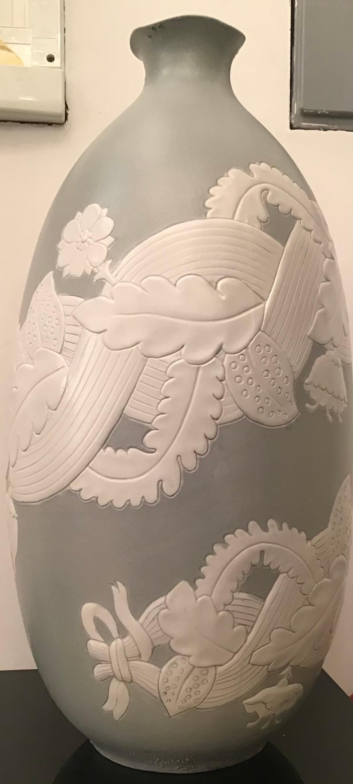 Richard Ginori “Giovanni Gariboldi “ Vase Ceramic, 1950, Italy For Sale 7