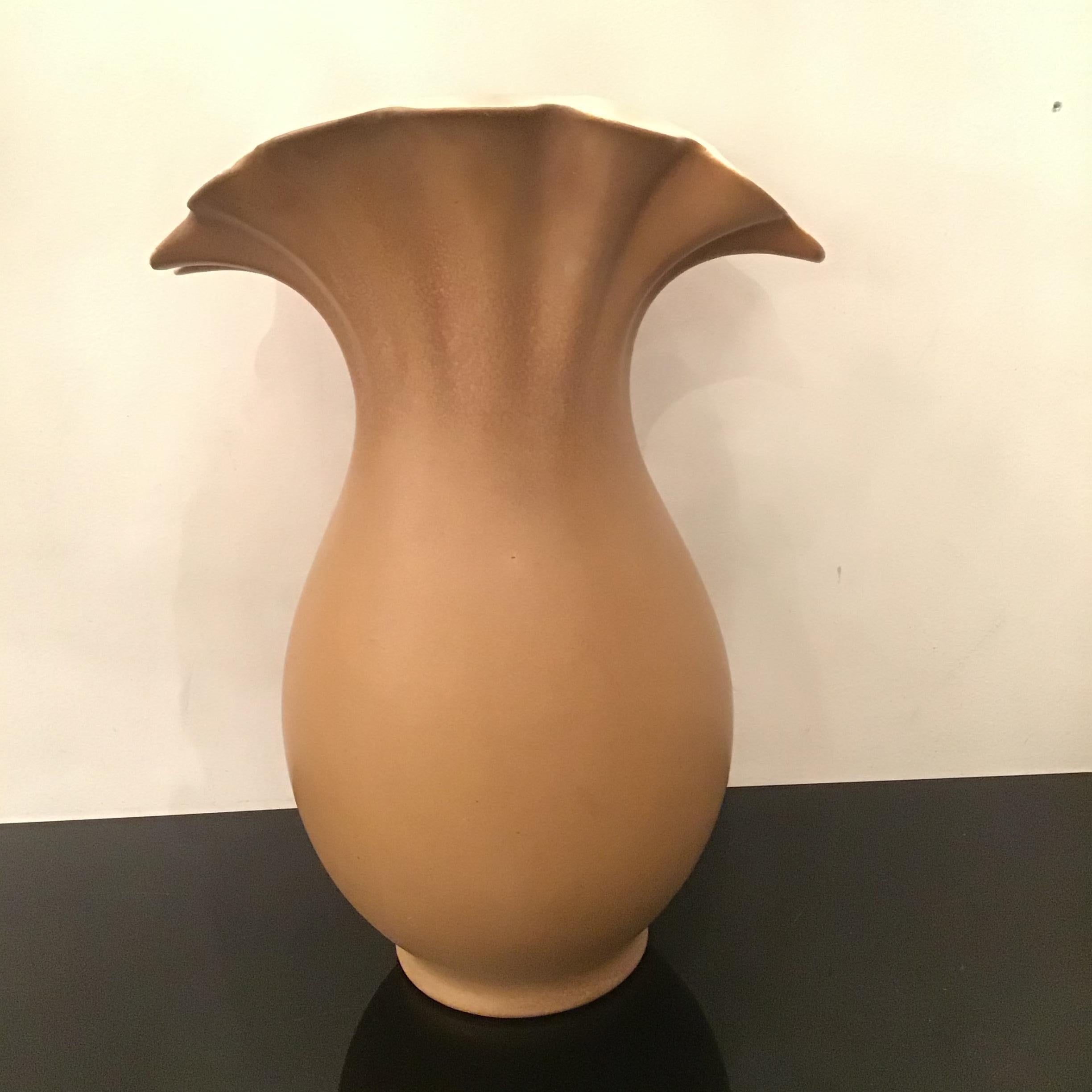Richard Ginori “Giovanni Gariboldi “ Vase Ceramic, 1950, Italy  For Sale 7