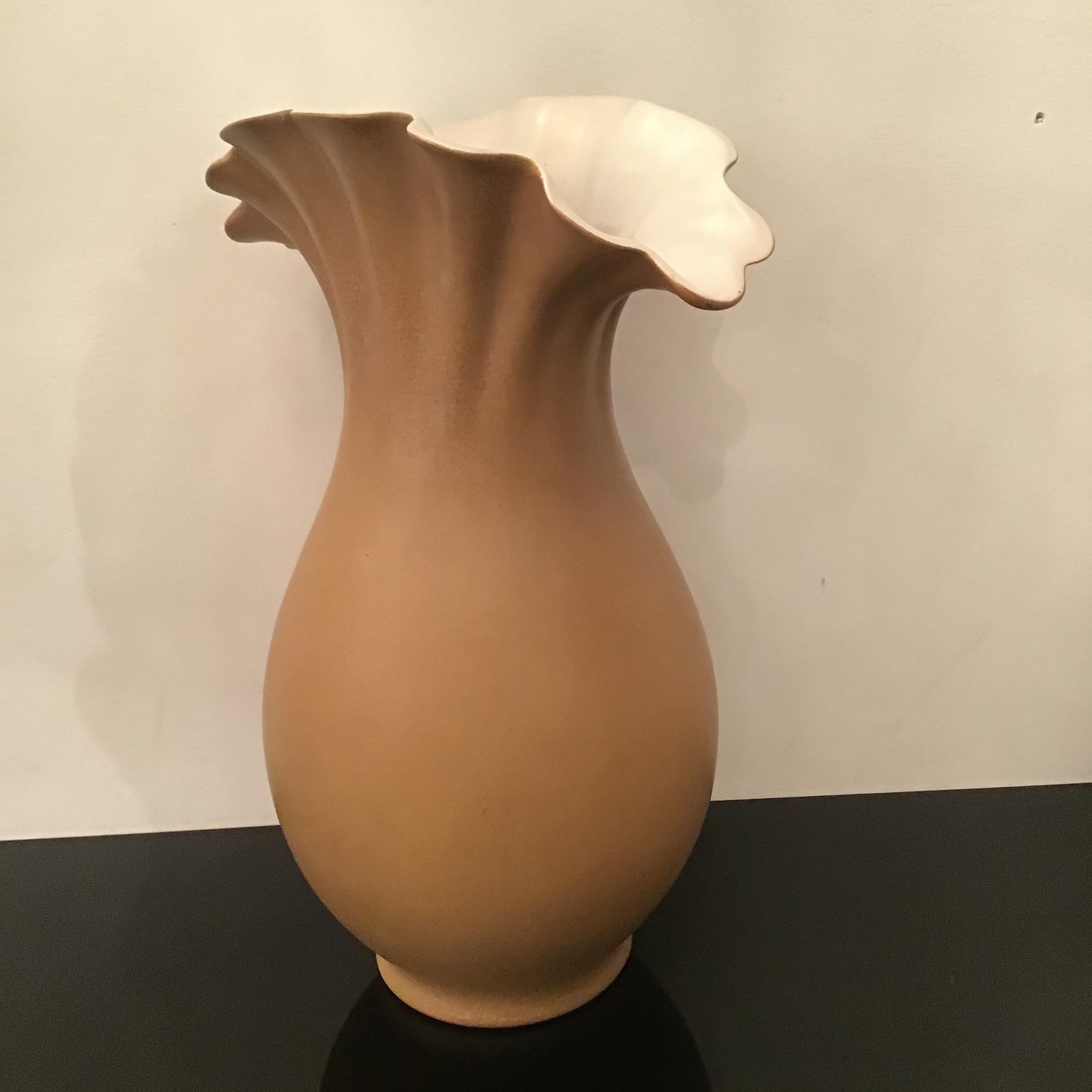 Richard Ginori “Giovanni Gariboldi “ Vase Ceramic, 1950, Italy  For Sale 9