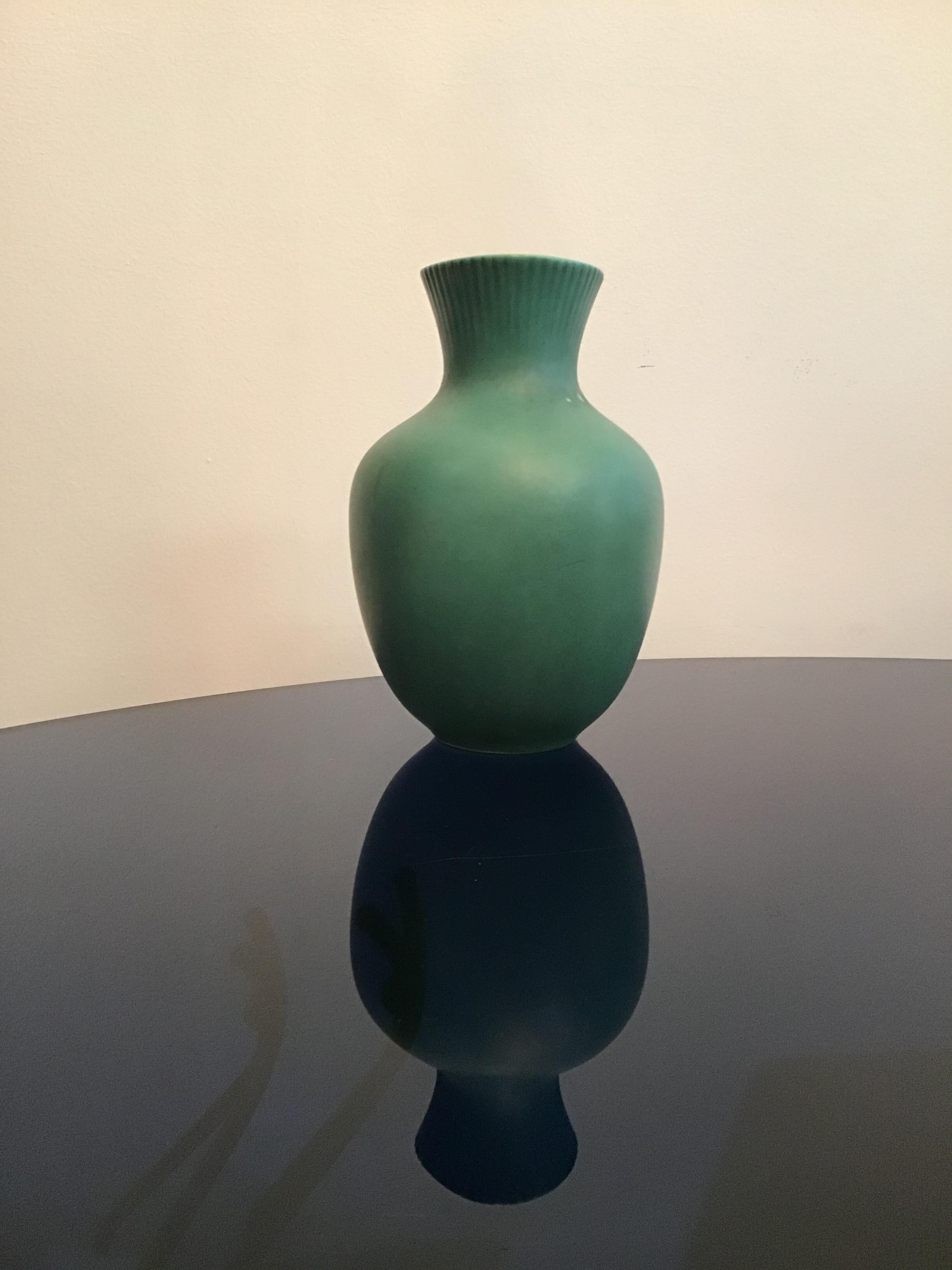 Richard Ginori “Giovanni Gariboldi “Vase Ceramic, 1950, Italy In Excellent Condition For Sale In Milano, IT