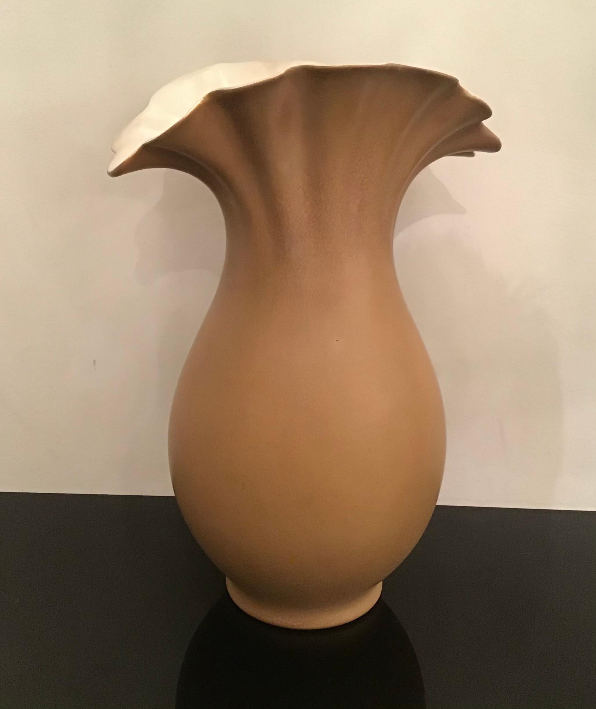Richard Ginori “Giovanni Gariboldi “ Vase Ceramic, 1950, Italy  For Sale 2