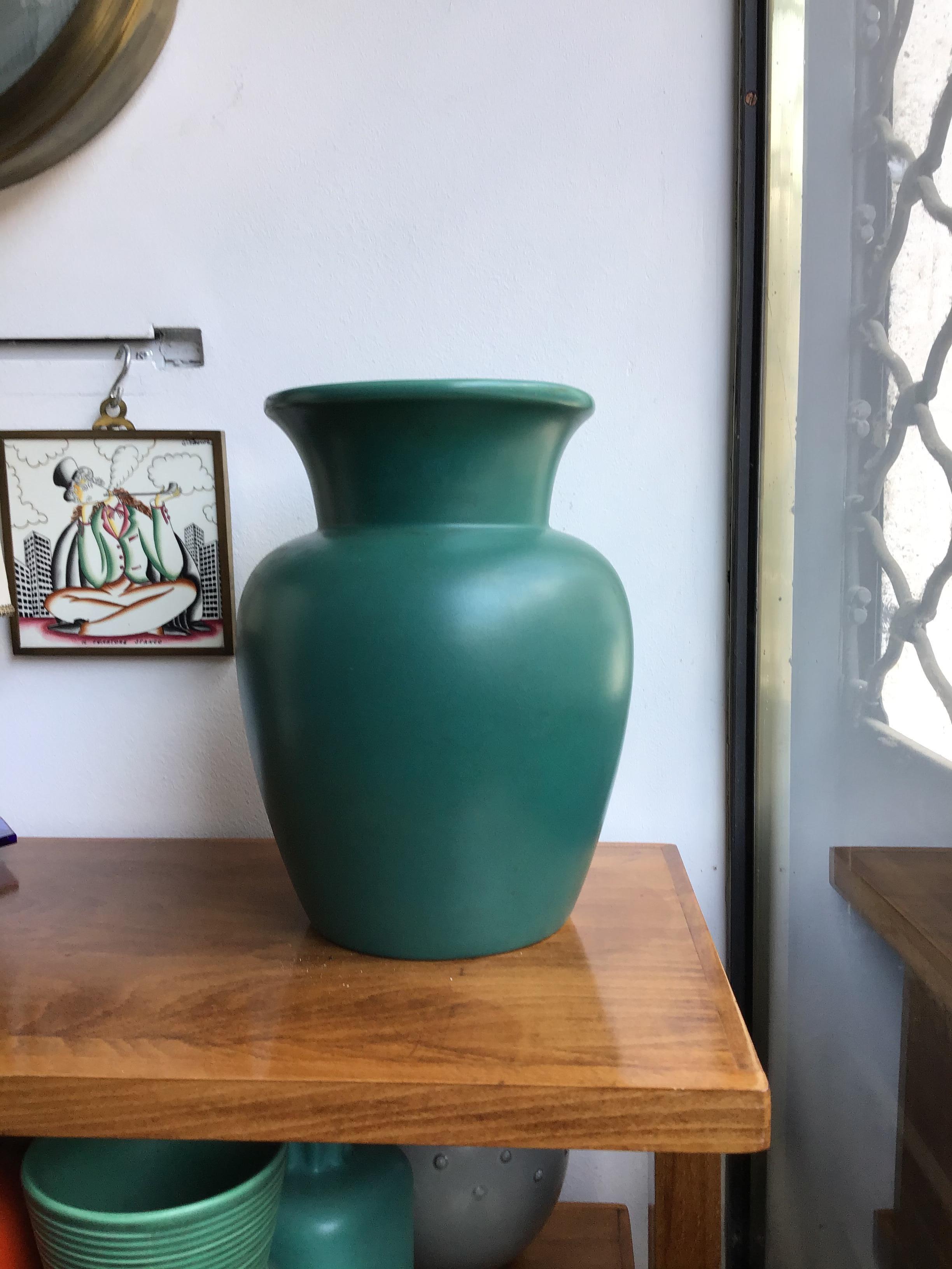 Other Richard Ginori Giovanni Gariboldi Vase Green Ceramic, 1950, Italy
