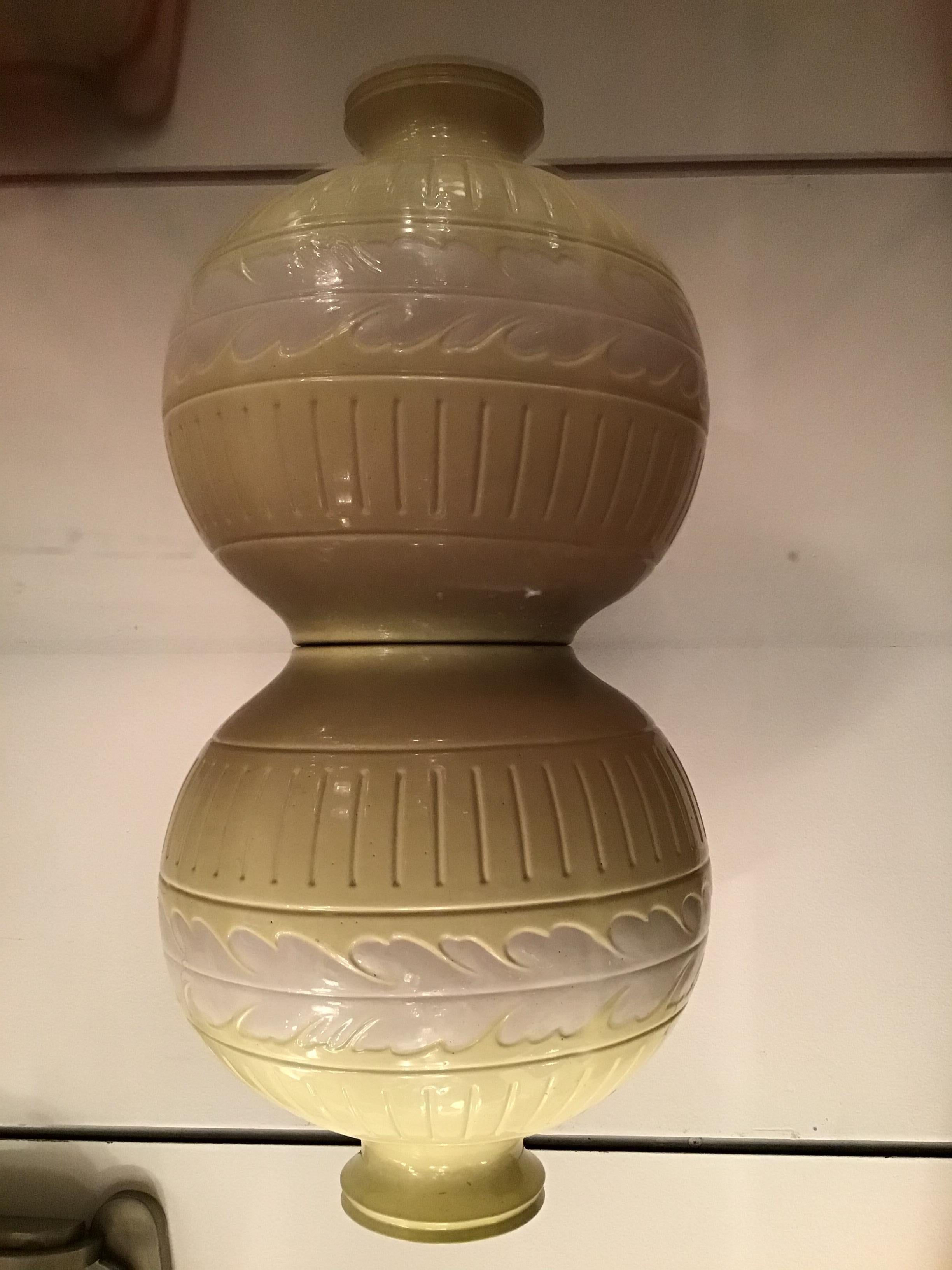 Richard Ginori Giovanni Gariboldi Vase Yellow White Ceramic, 1945, Italy For Sale 1