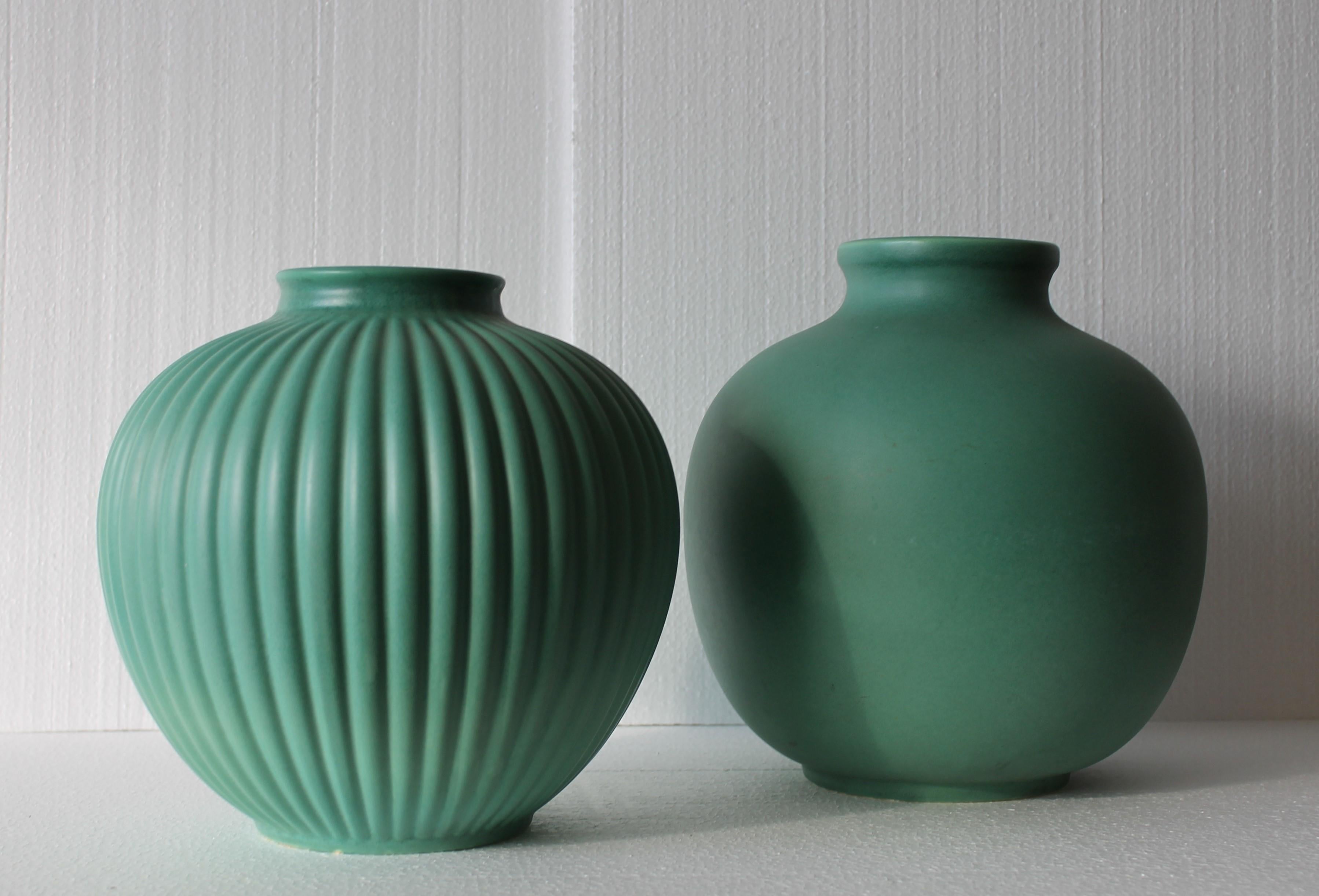Richard Ginori Green Ceramic Vase by Giovanni Gariboldi, Italy 1950s 2