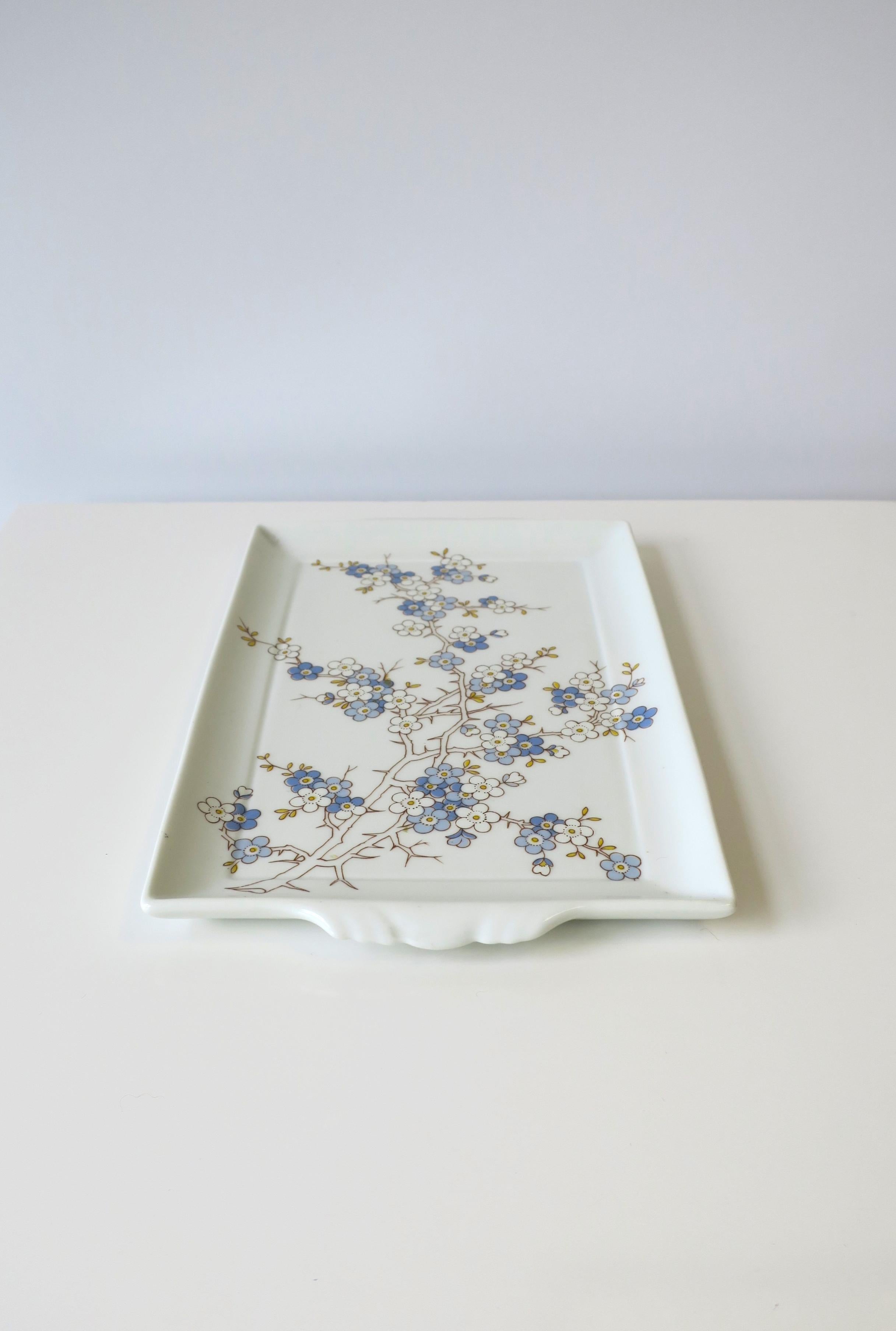Richard Ginori Italian Porcelain Blue and White Vanity or Serving Tray For Sale 3