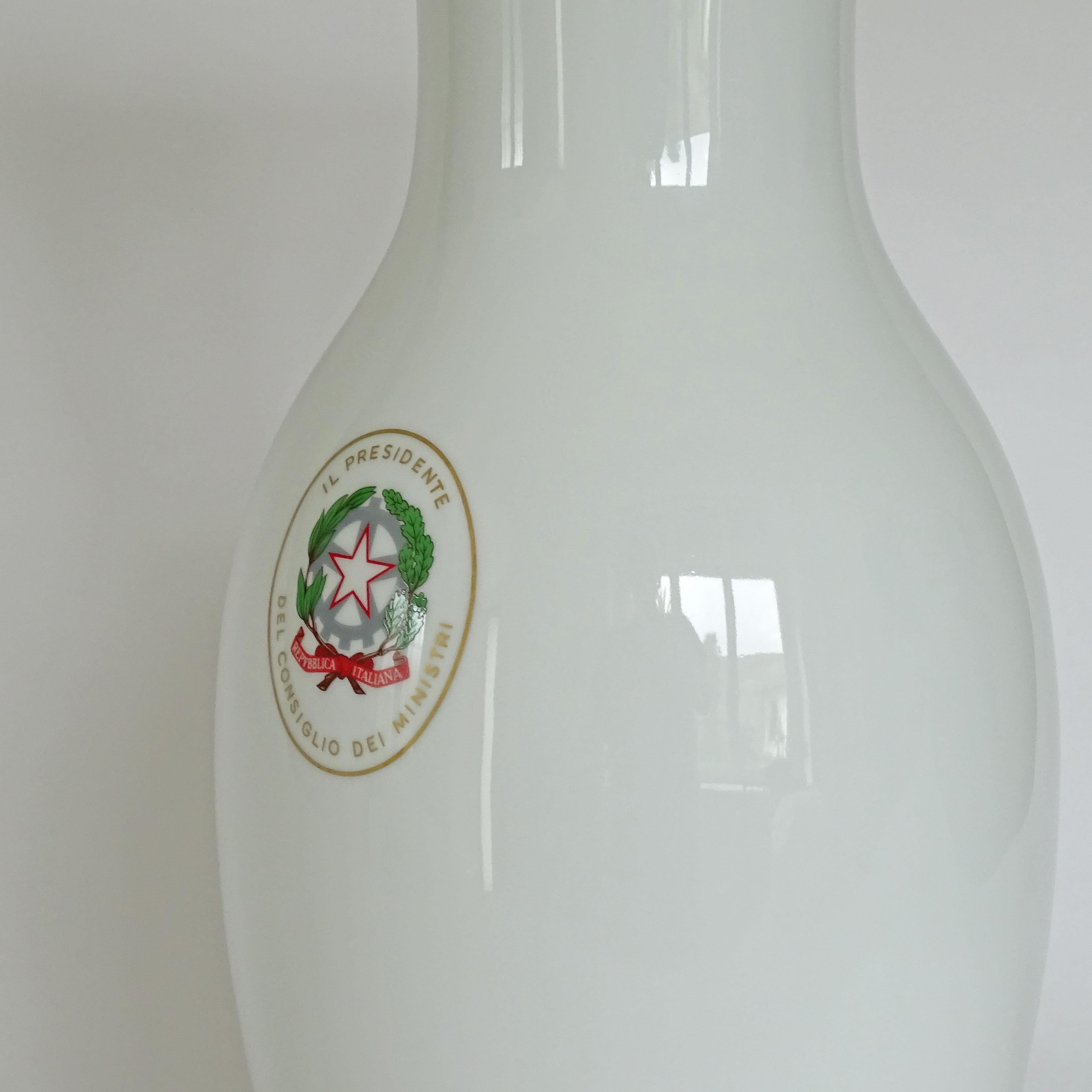 Richard Ginori Large Vase with the Italian Prime Minister Stem, Italy 1980s For Sale 1