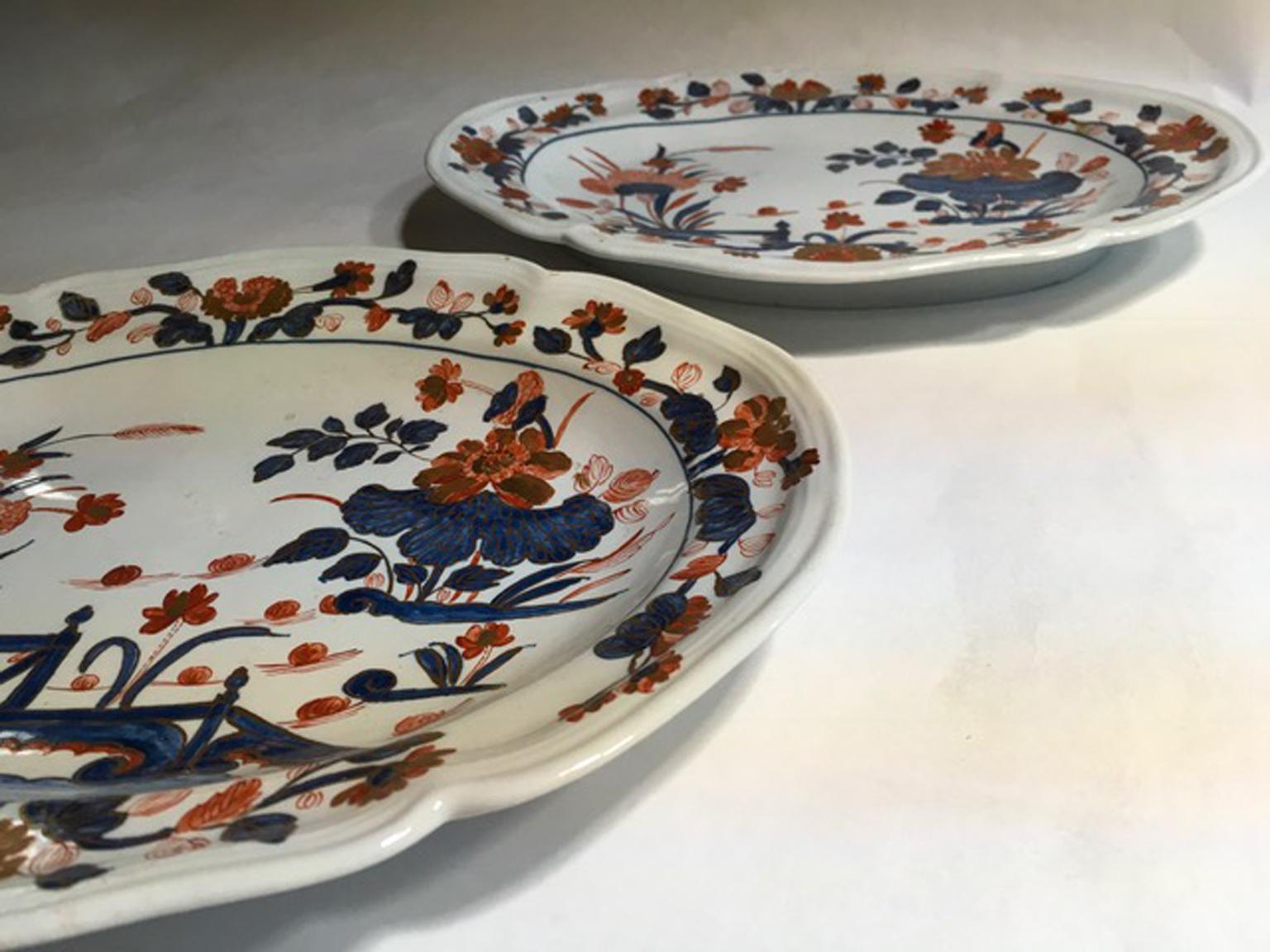 Italy Richard Ginori Mid-18th Century Pair of Porcelain Trays or Serving Dishes 10