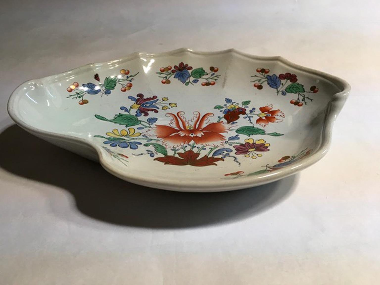 Hand-Crafted Italy Richard Ginori Mid-18th Century Porcelain Hand Painted Tulip Decor Bowl For Sale