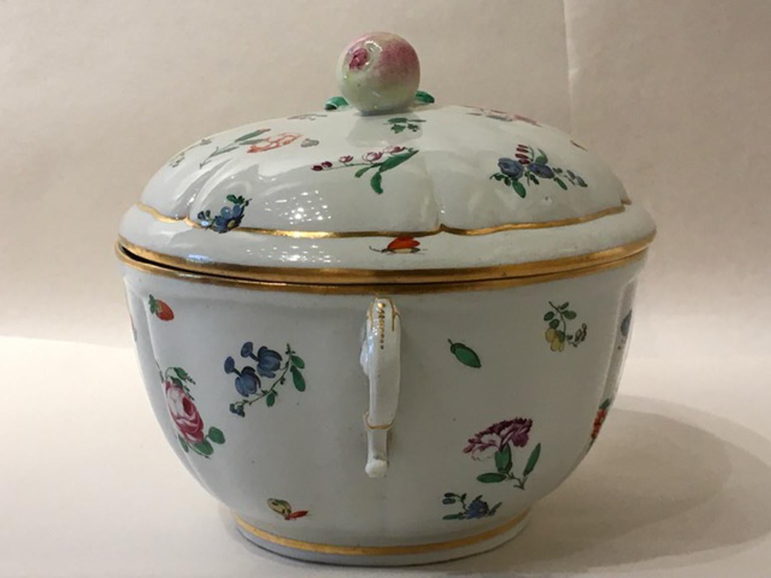 Italian Italy Richard Ginori Mid-19th Century Porcelain Covered For Sale