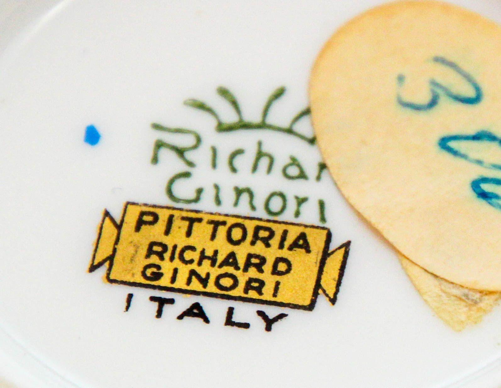 Richard Ginori Porcelain Italian Pittoria Nut Dish 1970s For Sale 6