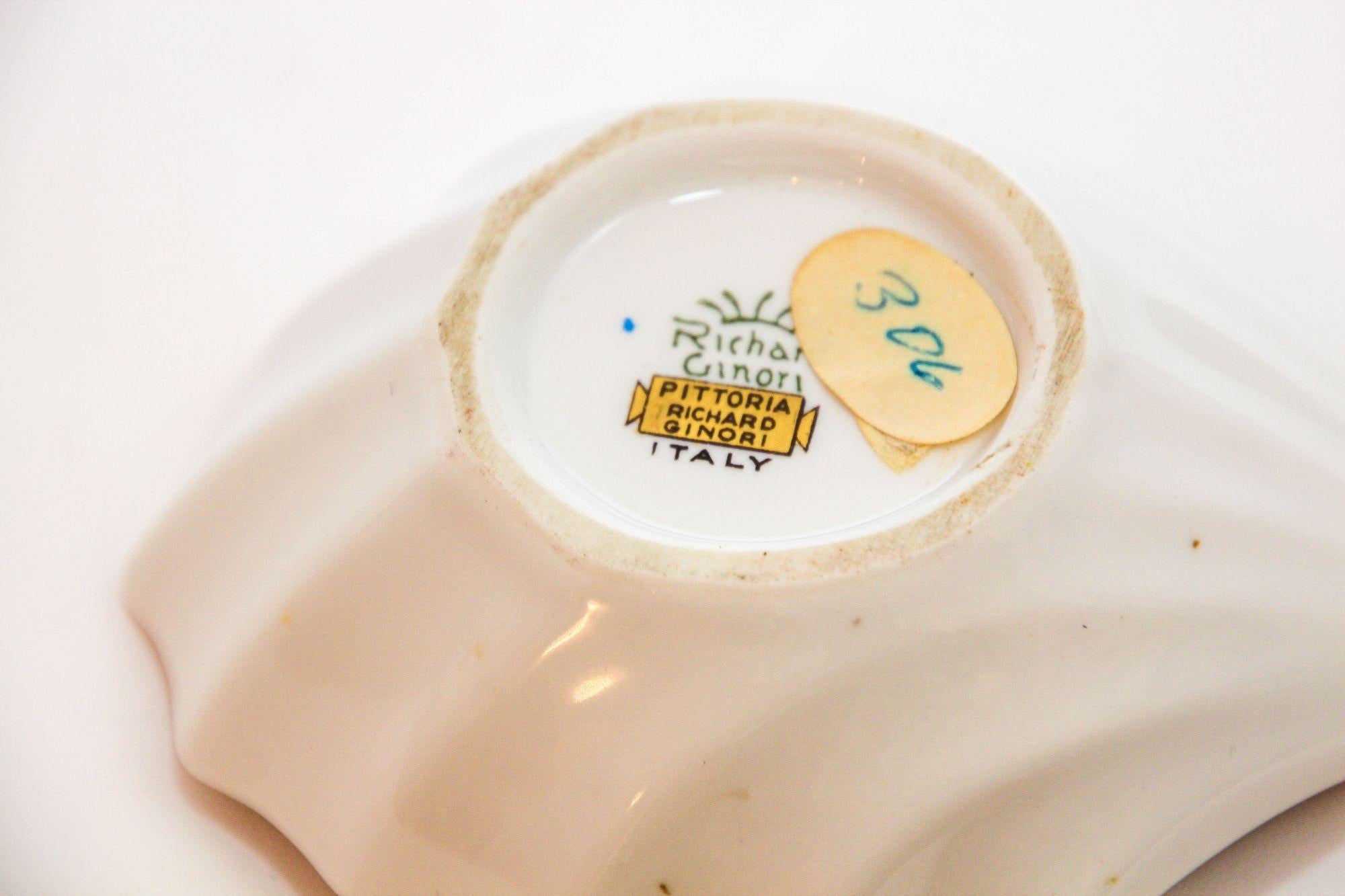 Richard Ginori Porcelain Italian Pittoria Nut Dish 1970s For Sale 7