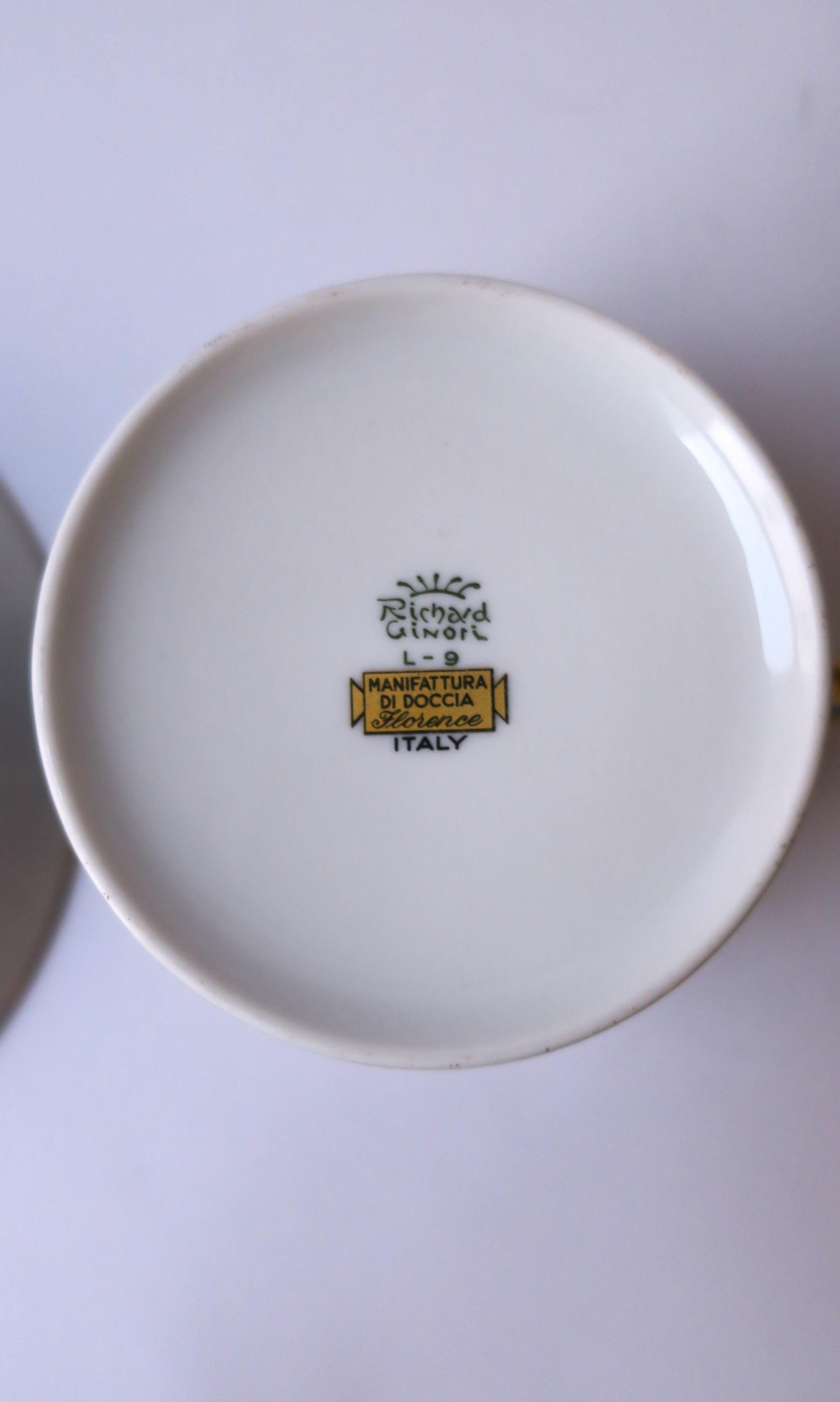 Richard Ginori Vintage Schwarz-Gold-Porzellan-Couchtisch oder Teekanne und Untertasse im Angebot 5