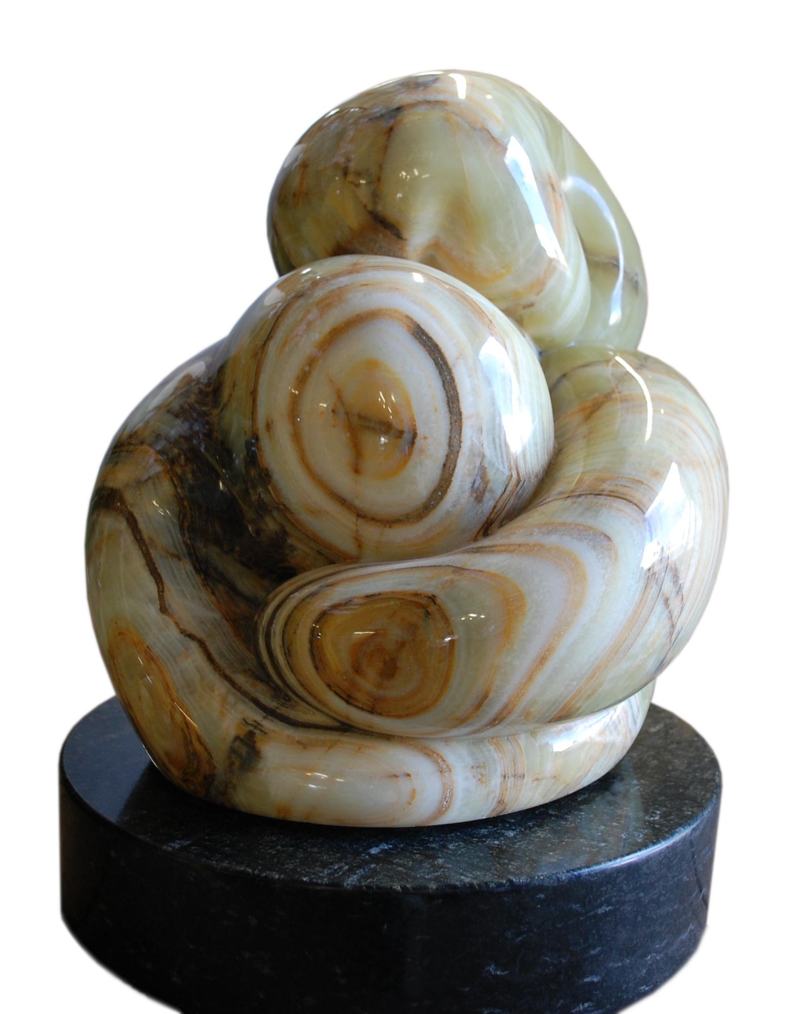 Two Abstract Figures Onyx Sculpture For Sale 1