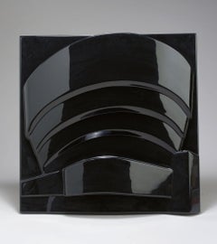 Guggenheim (Black)