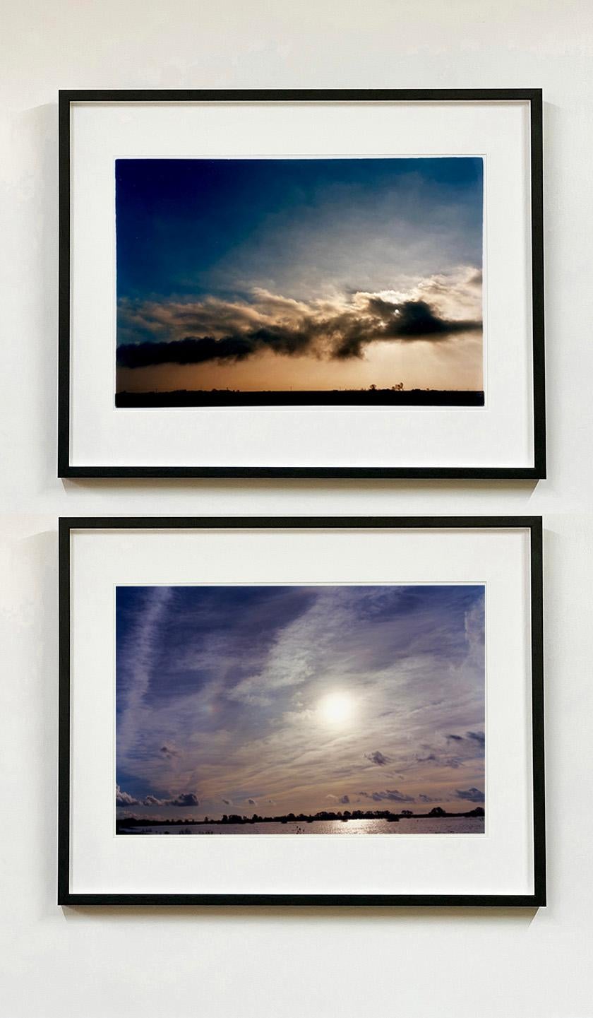 0°00 Längengrad, 52°32N' Breitengrad, Hake's Drove - Landschaftsfotografie in Farbe im Angebot 1