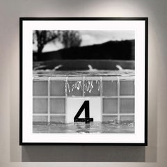 4FT, Las Vegas - Black and White Square American Photography