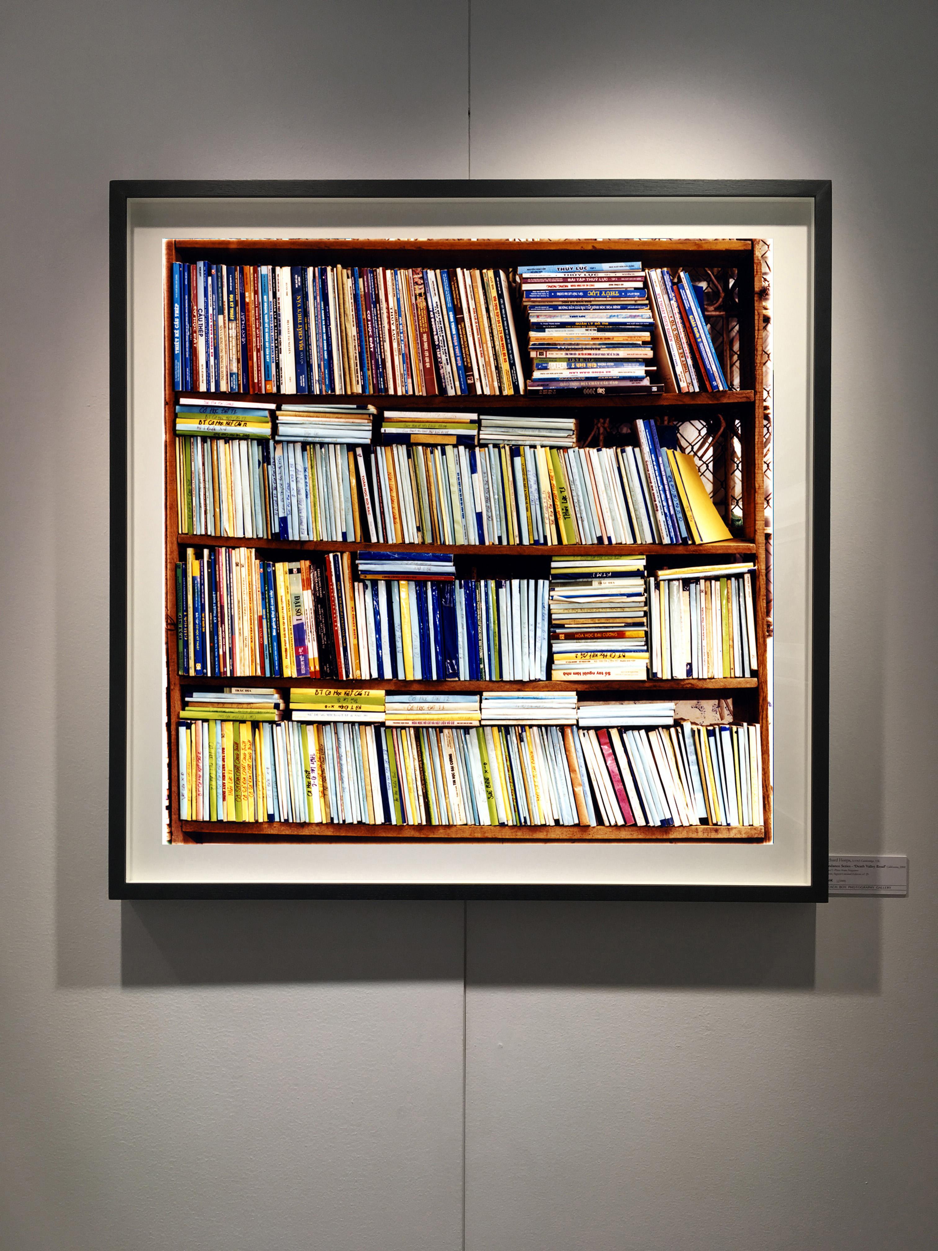 Academic Books, Hanoi - Fotografia asiatica a più colori - Photograph di Richard Heeps