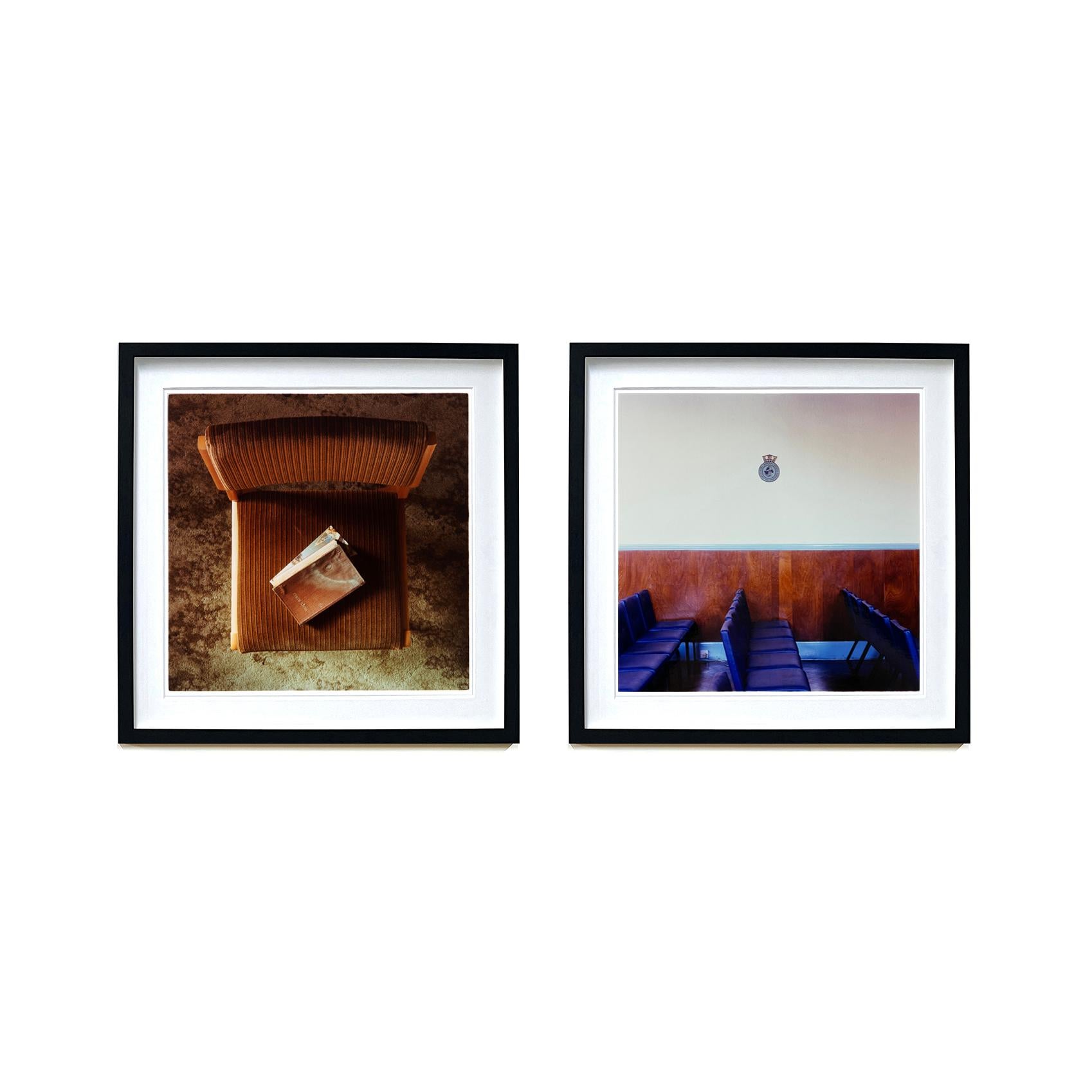 Bible - Fisherman's Mission - Ordinary Places Vintage Interieur-Farbfotografie im Angebot 3