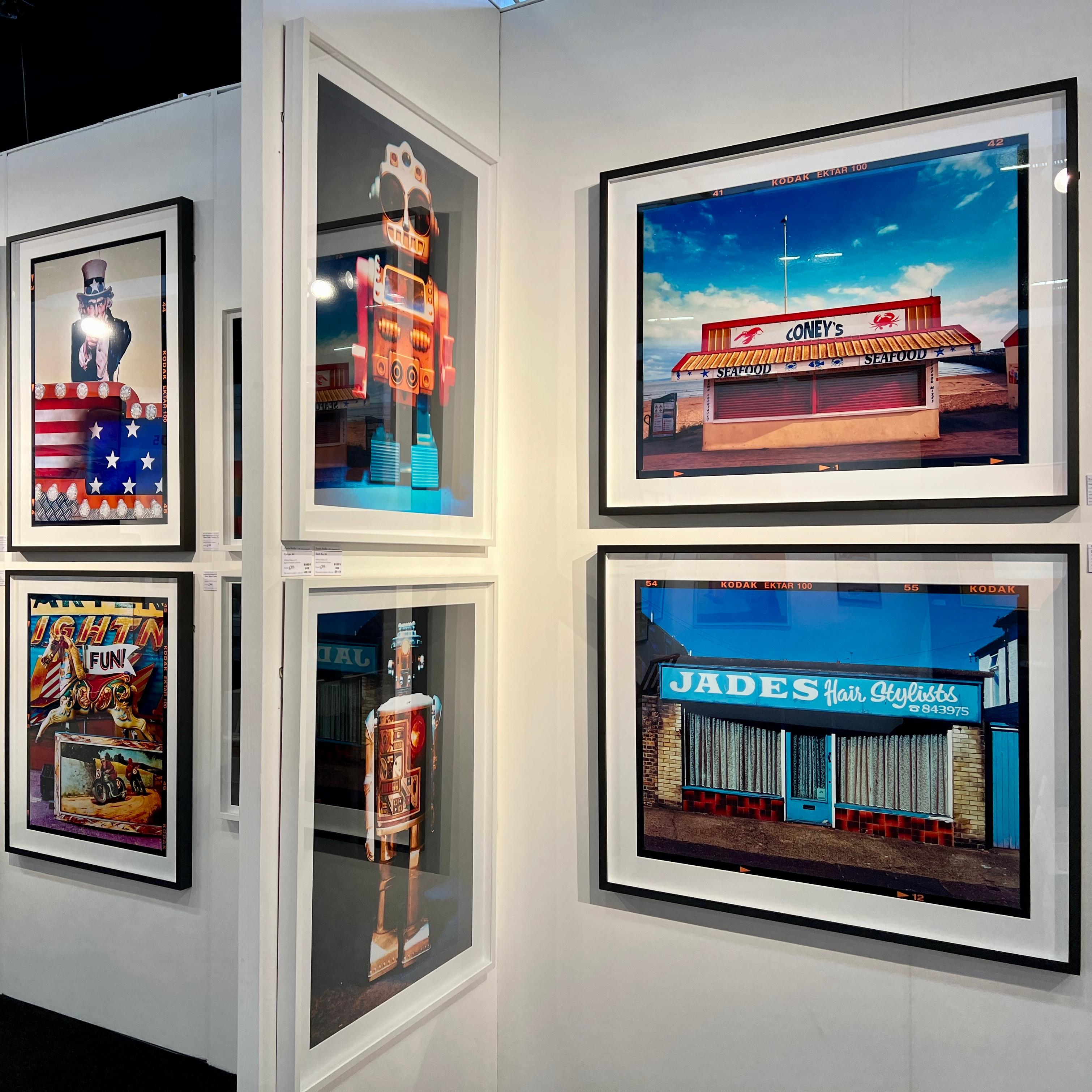 Coney's, Porthcawl - British Seaside Beach Typografie-Farbfotografie im Angebot 2