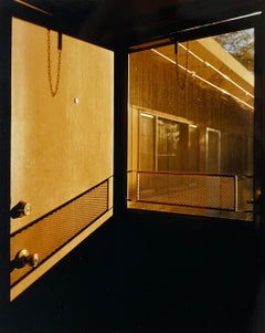 Tür – Lariat Motel – amerikanische Farbfotografie aus der Mitte des Jahrhunderts